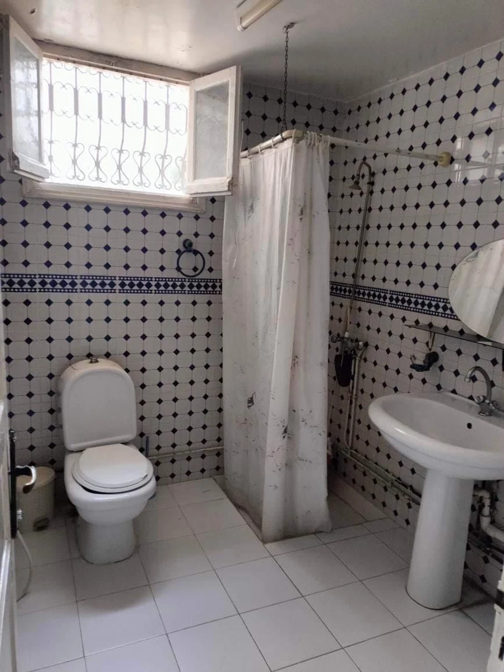 Sousse Jaouhara Sahloul Location Appart. 1 pice Studio meubl  sahloul 1 prs de l'ihec