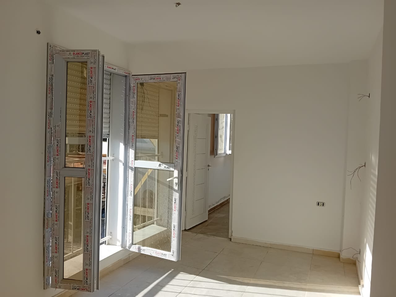 Ain Zaghouan Ain Zaghouan Location Appart. 1 pice Appartement neuf et cartier scuris