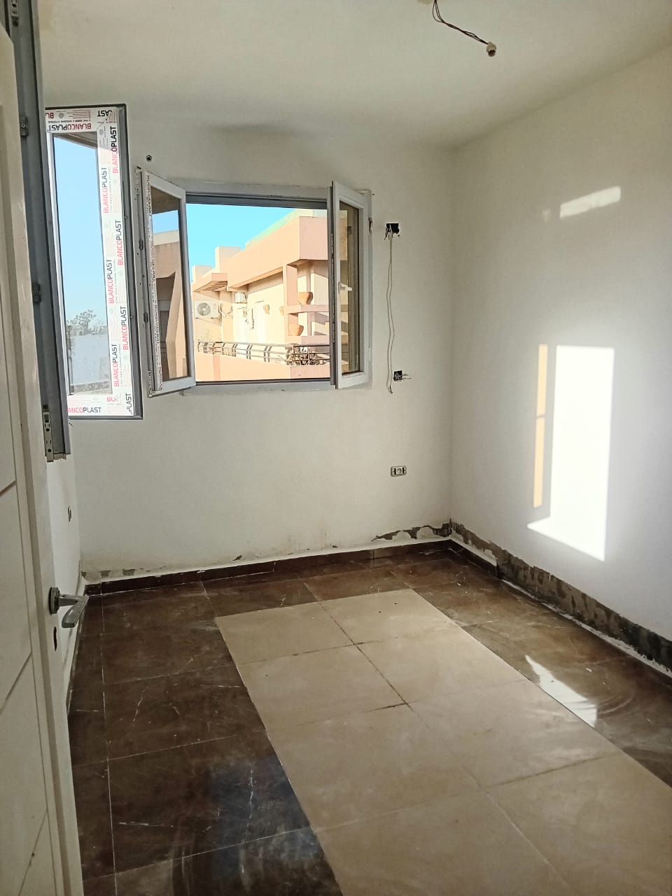 Ain Zaghouan Ain Zaghouan Location Appart. 1 pice Appartement neuf et cartier scuris