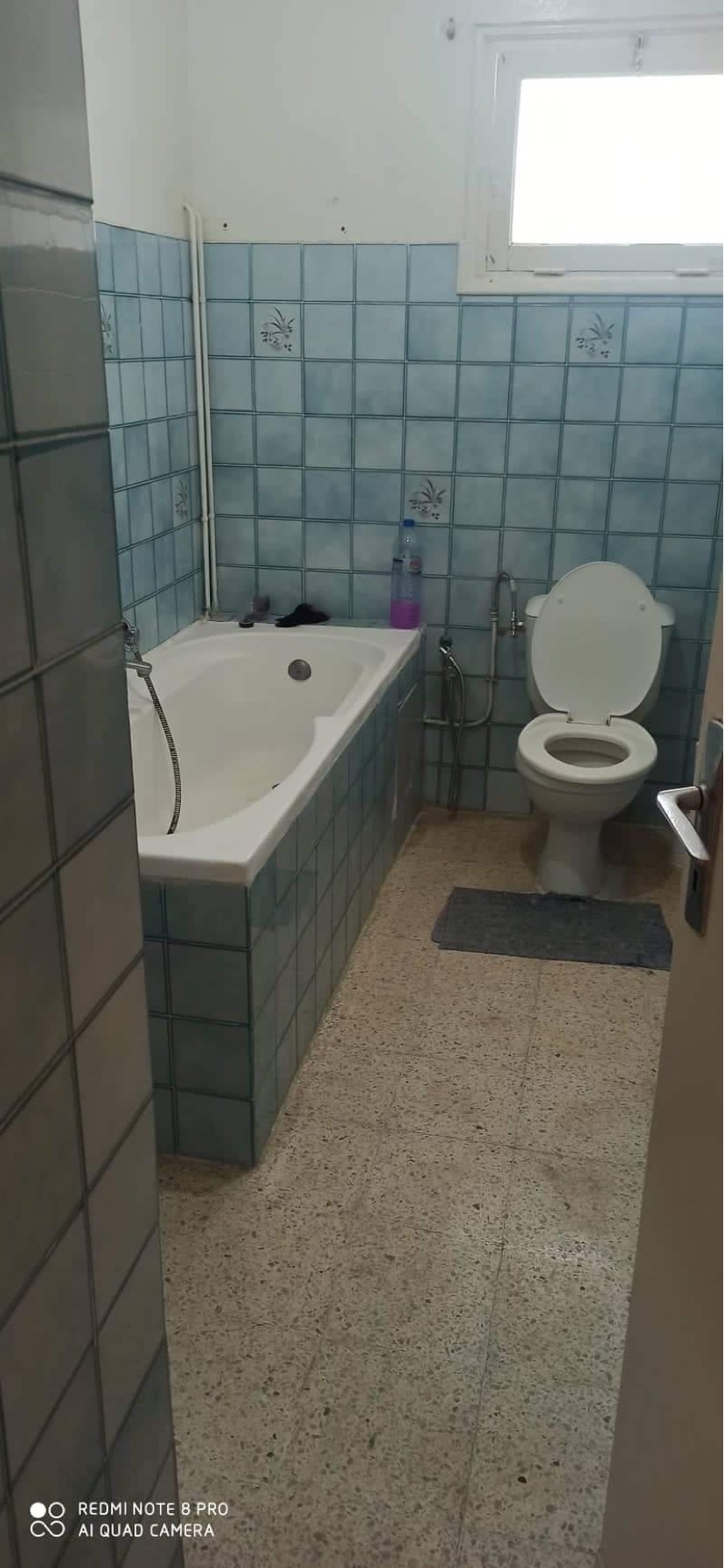 El Mourouj El Mourouj Vente Appart. 3 pices Apparemment salon et 2 chs