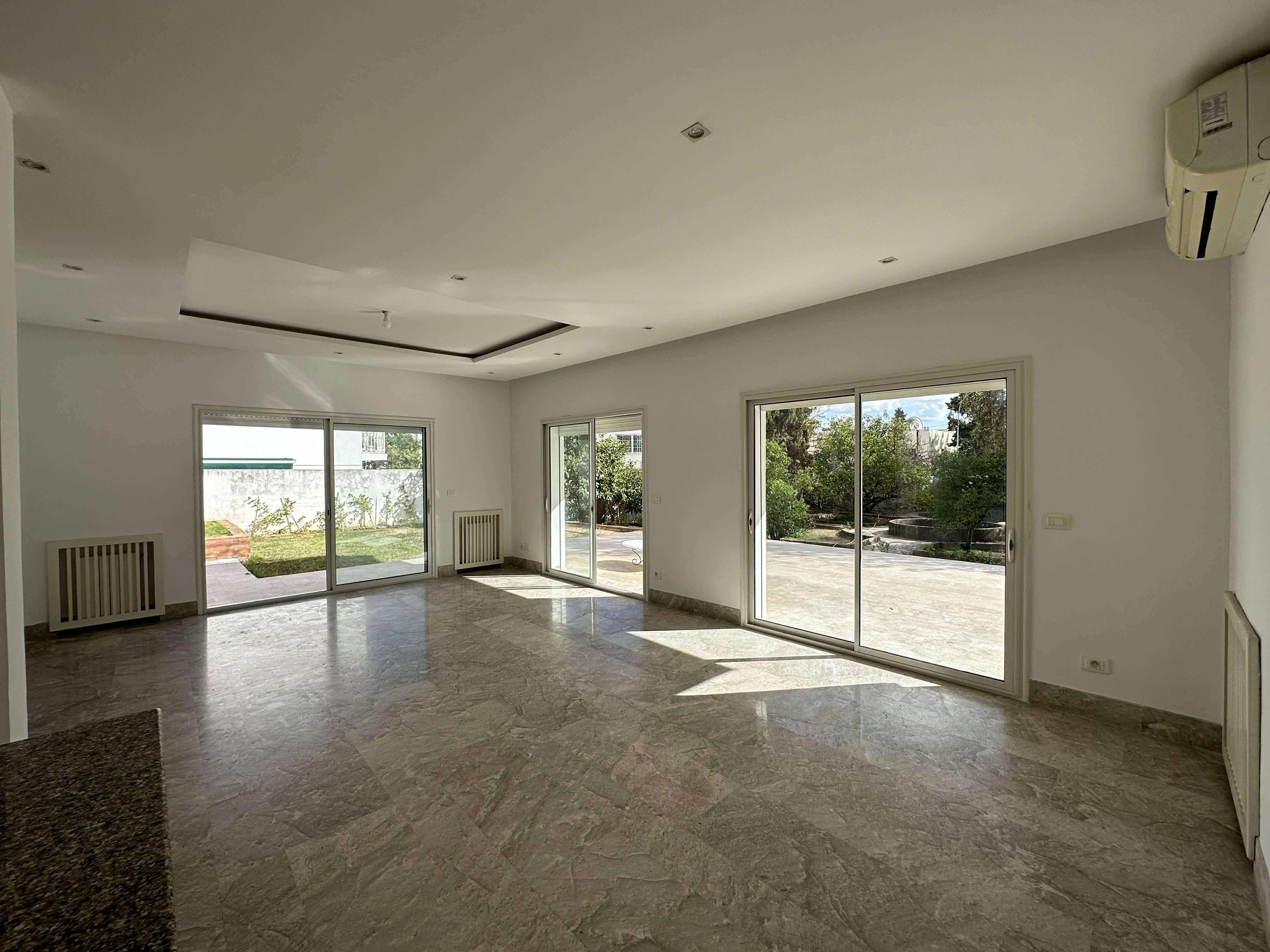 El Menzah Mutuelle Ville Location Maisons Villa s3 avec jardin  mutuelle ville