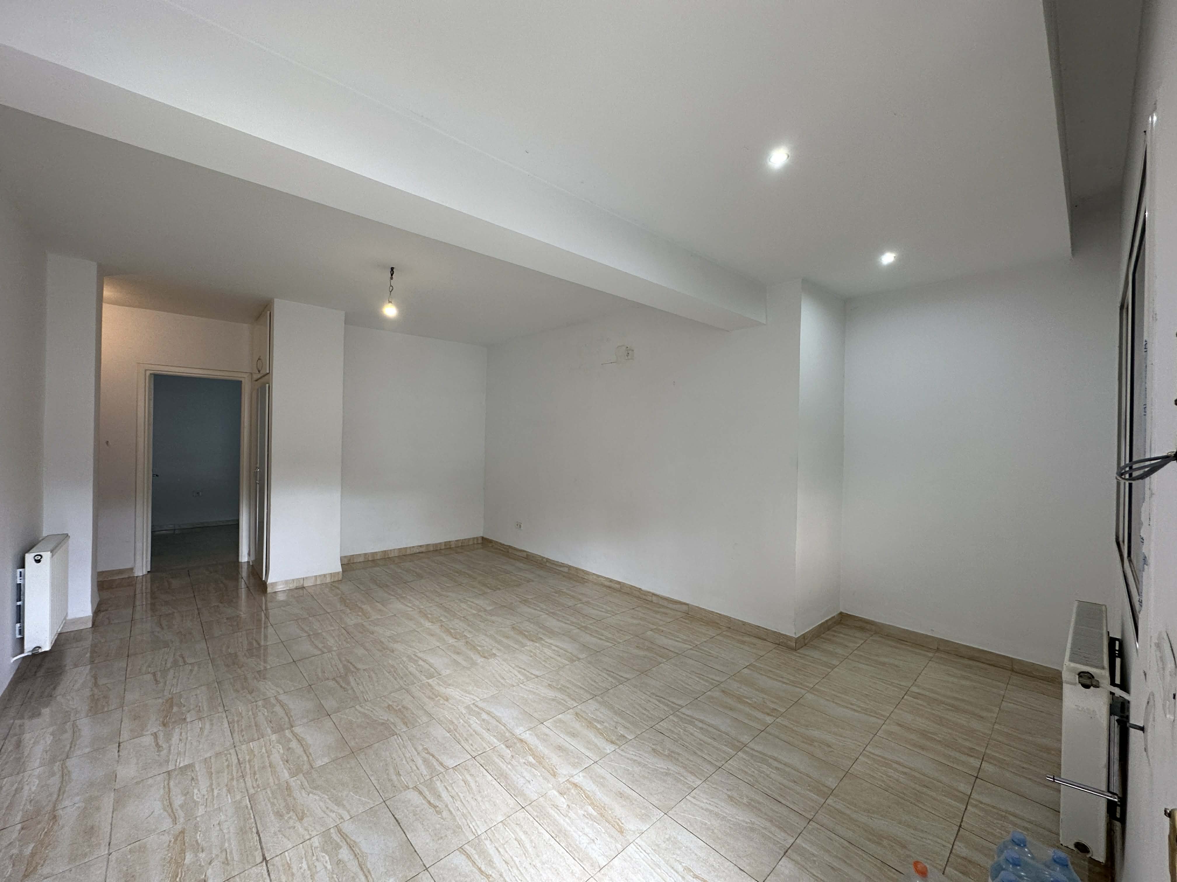 Ariana Ville El Menzah 5 Location Appart. 3 pices Rez de chausse de villa s2 avec jardin  menzah 5