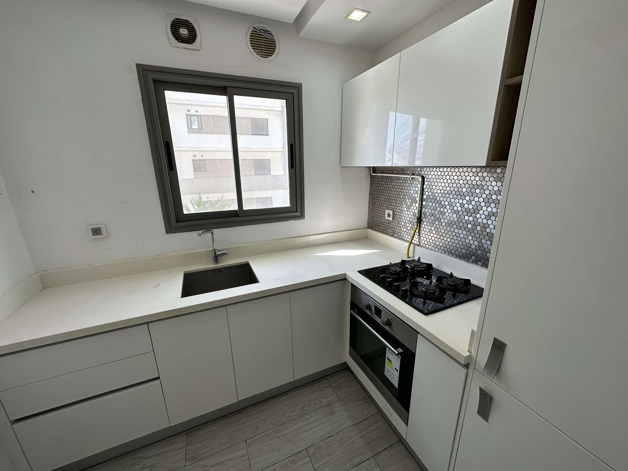 El Menzah El Menzah 9 Location Appart. 2 pices Appart s1 haut standing  menzah 9 c