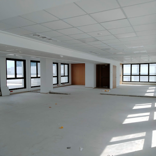 La Marsa&nbsp;Berge Du Lac&nbsp;Bureaux & Commerces&nbsp;Bureau&nbsp;Bureau 826 m2 tr�s haut standing au lac 2