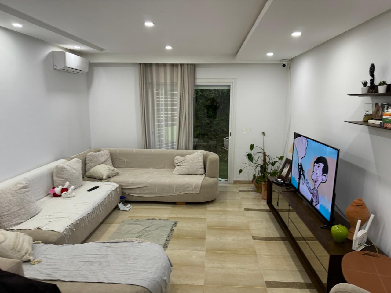 La Soukra La Soukra Bureaux & Commerces Bureau Joli appartement s3 au rdc  soukra