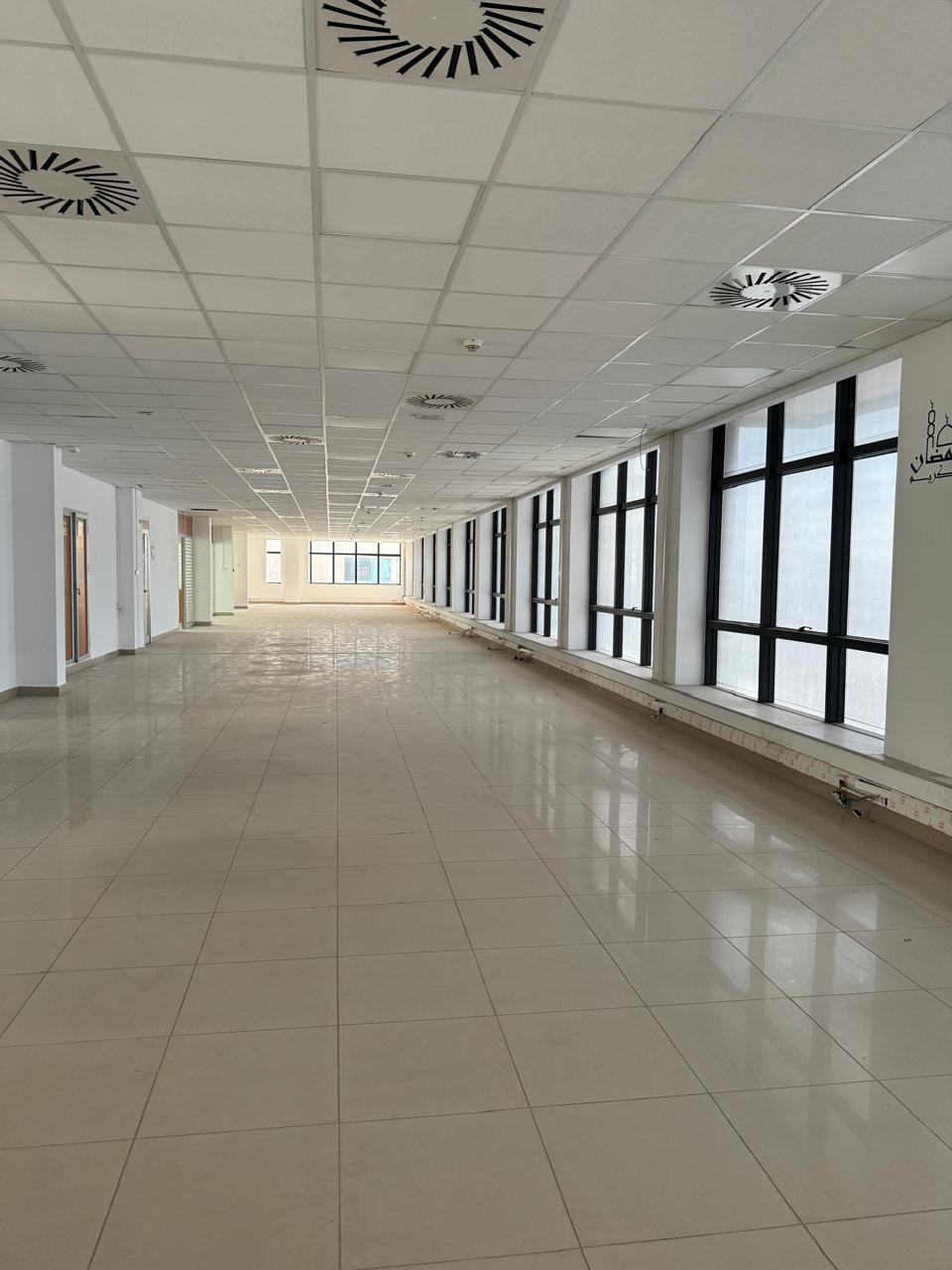 La Marsa Berge Du Lac Bureaux & Commerces Bureau Bureau 1000 m2 hs au lac 2