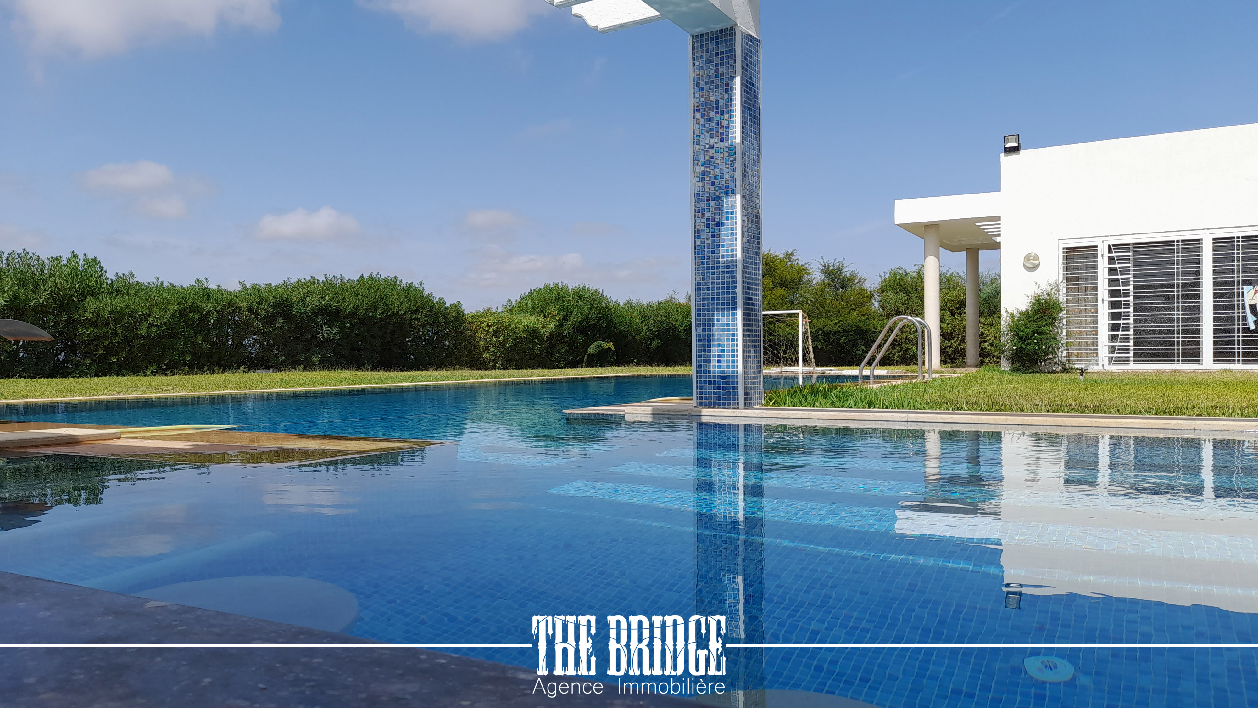 Nabeul Henchir Gort Terrain Terrain agricole Un hectare et demi  avec villa et piscine