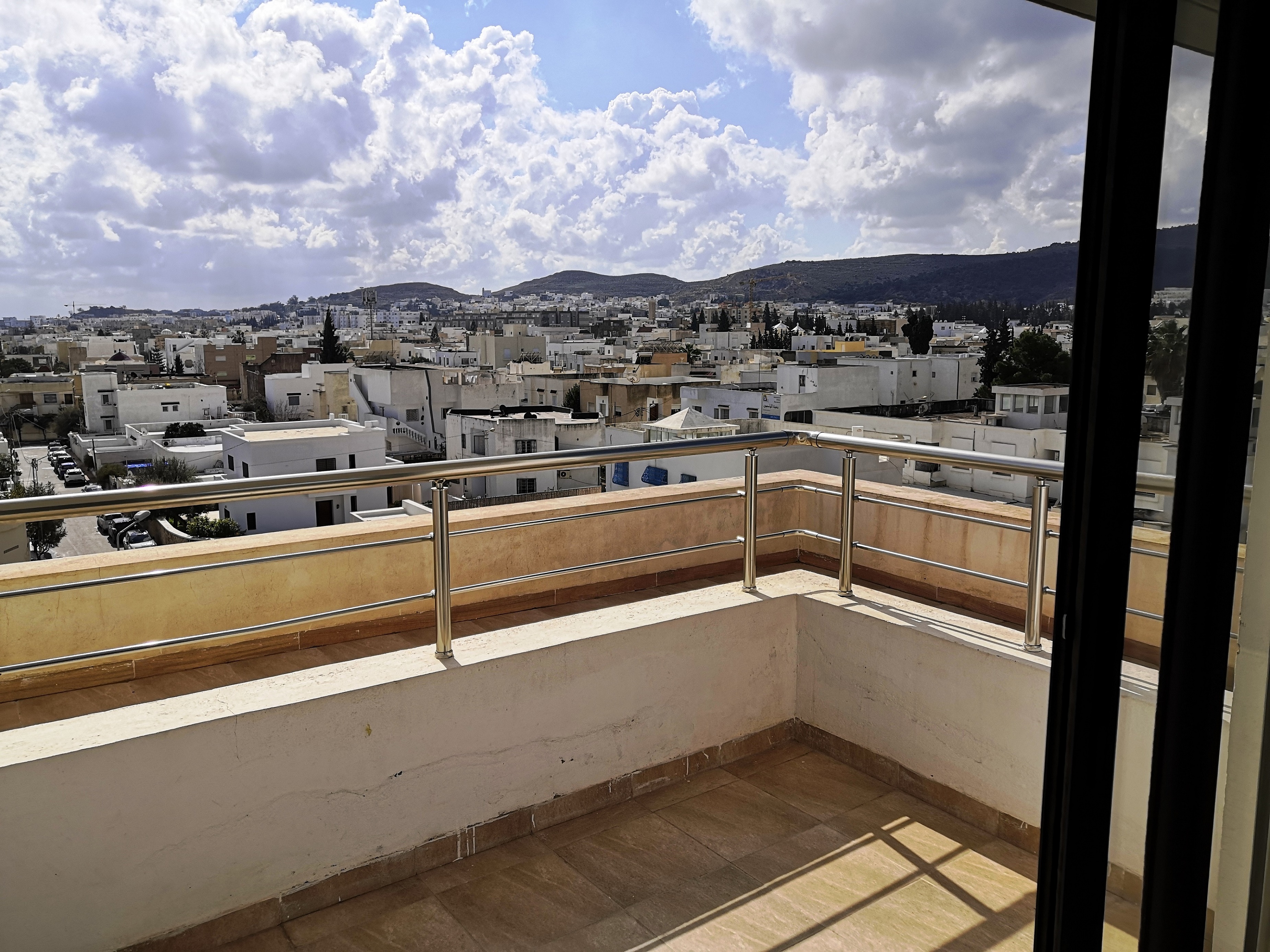Raoued Cite El Ghazala 1 Location Appart. 3 pices Appartement haut standing s2 ghazela
