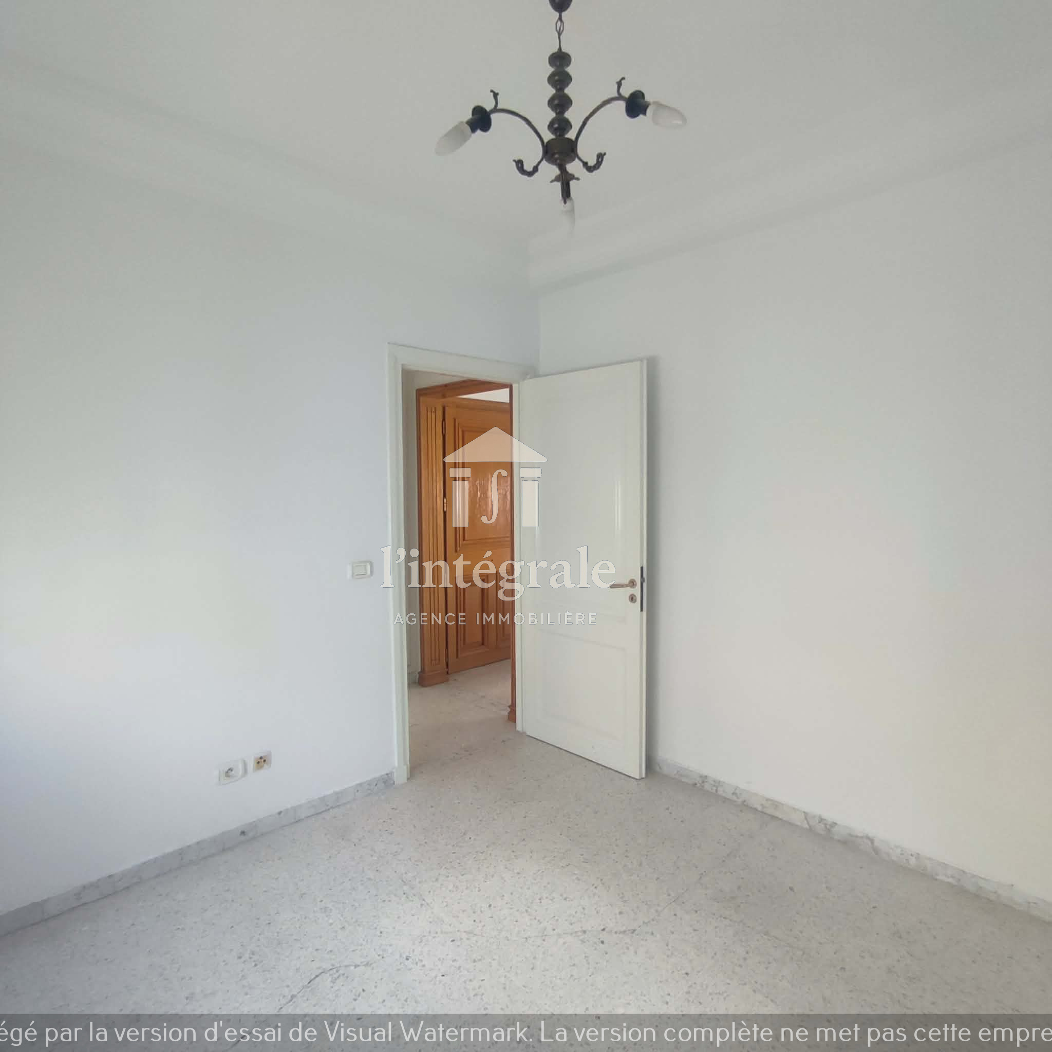 Ariana Ville Cite Ennasr 2 Location Appart. 2 pices S1 sur avenue hedi nouira