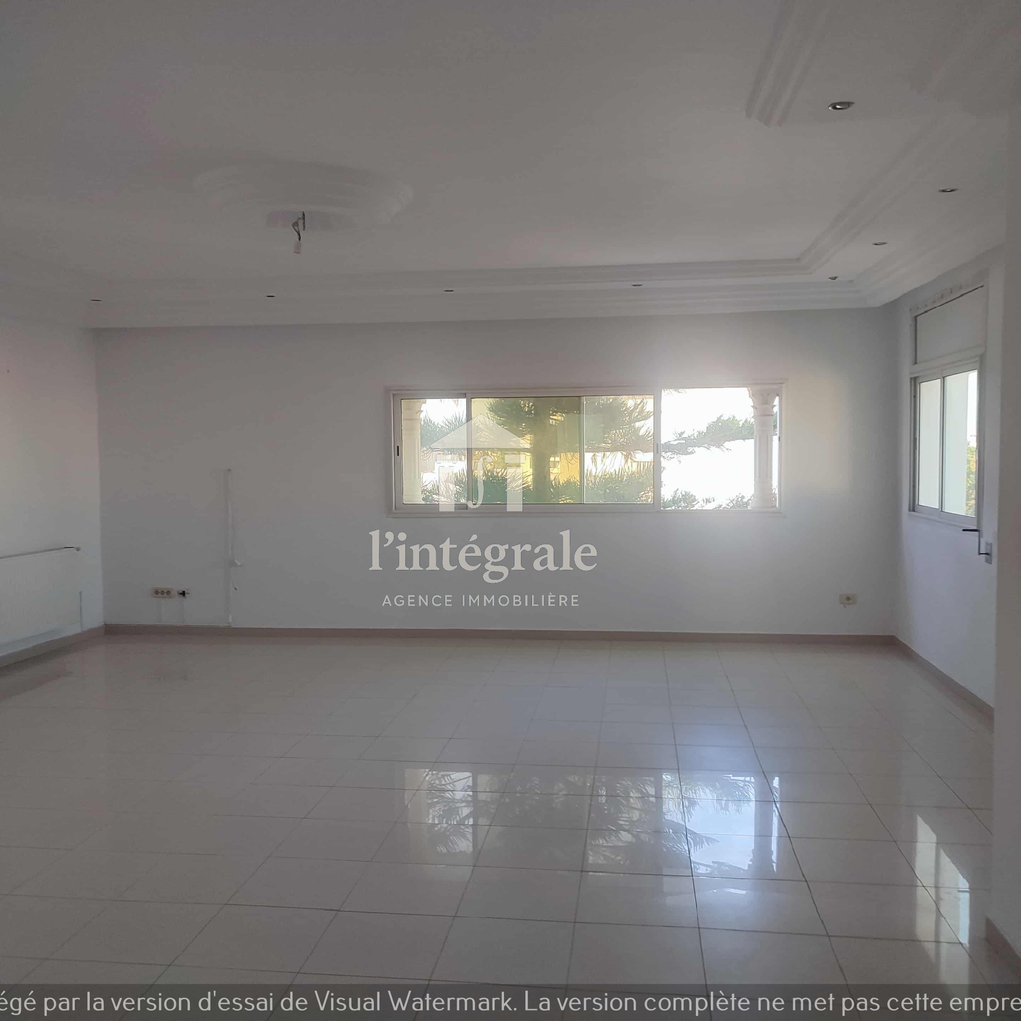 Ariana Ville Riadh Landlous Location Maisons S4 en tage de villa