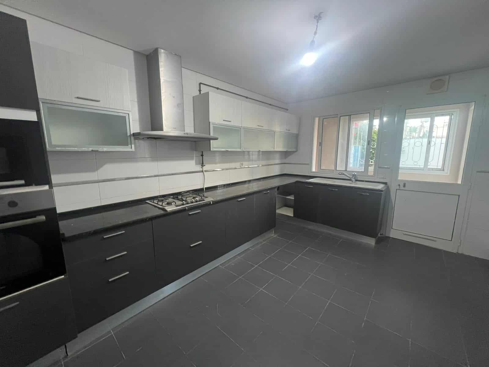 La Soukra La Soukra Vente Duplex Duplex la soukra avec piscine