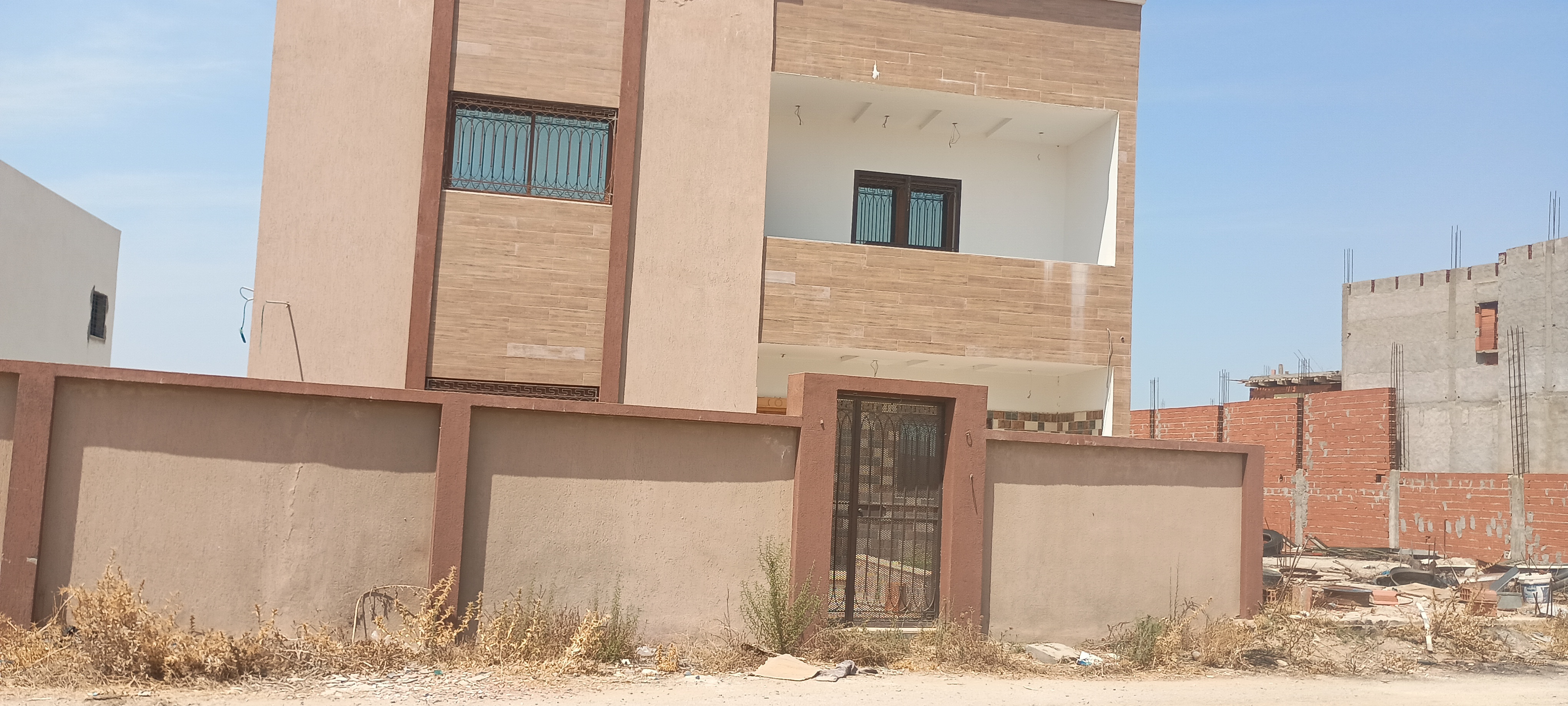 Mornaguia Mornaguia Vente Surfaces Terrain 250 m carr  mornaguia