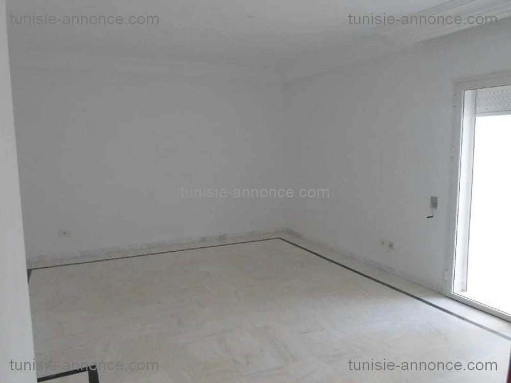 Ain Zaghouan Ain Zaghouan Location Appart. 3 pices S plus 2  ain zaghaoun direct propritaire