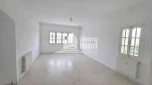 El Menzah El Menzah 9 Location Maisons Villa de 400m2  menzah 9