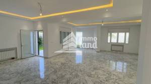 Ariana Ville El Menzah 5 Vente Maisons Villa s5 de 462m2 terrain et 350m2