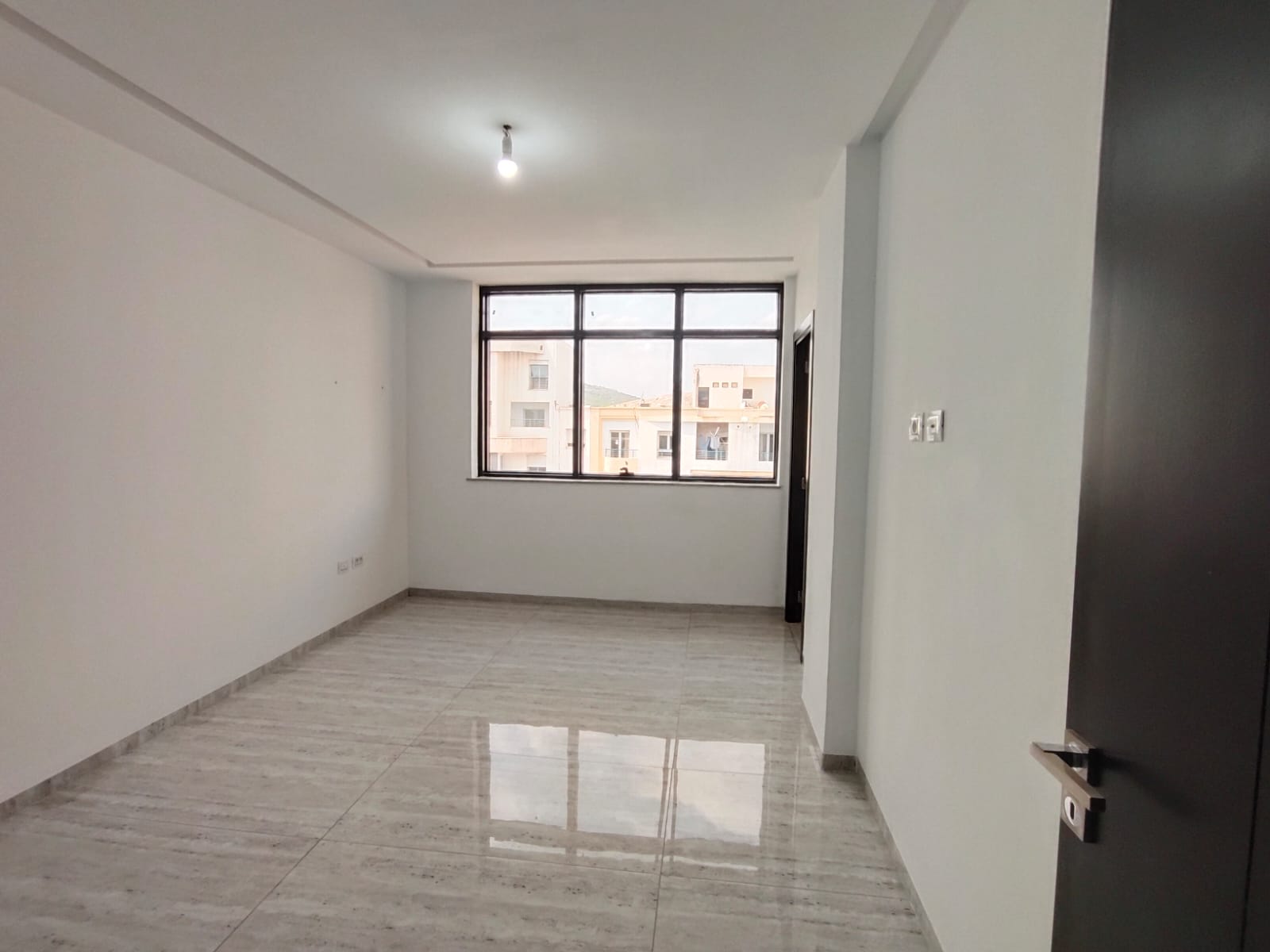 Ariana Ville Cite Ennasr 2 Location Appart. 2 pices Ennasr2 loc cabinet mdical ref td 4216