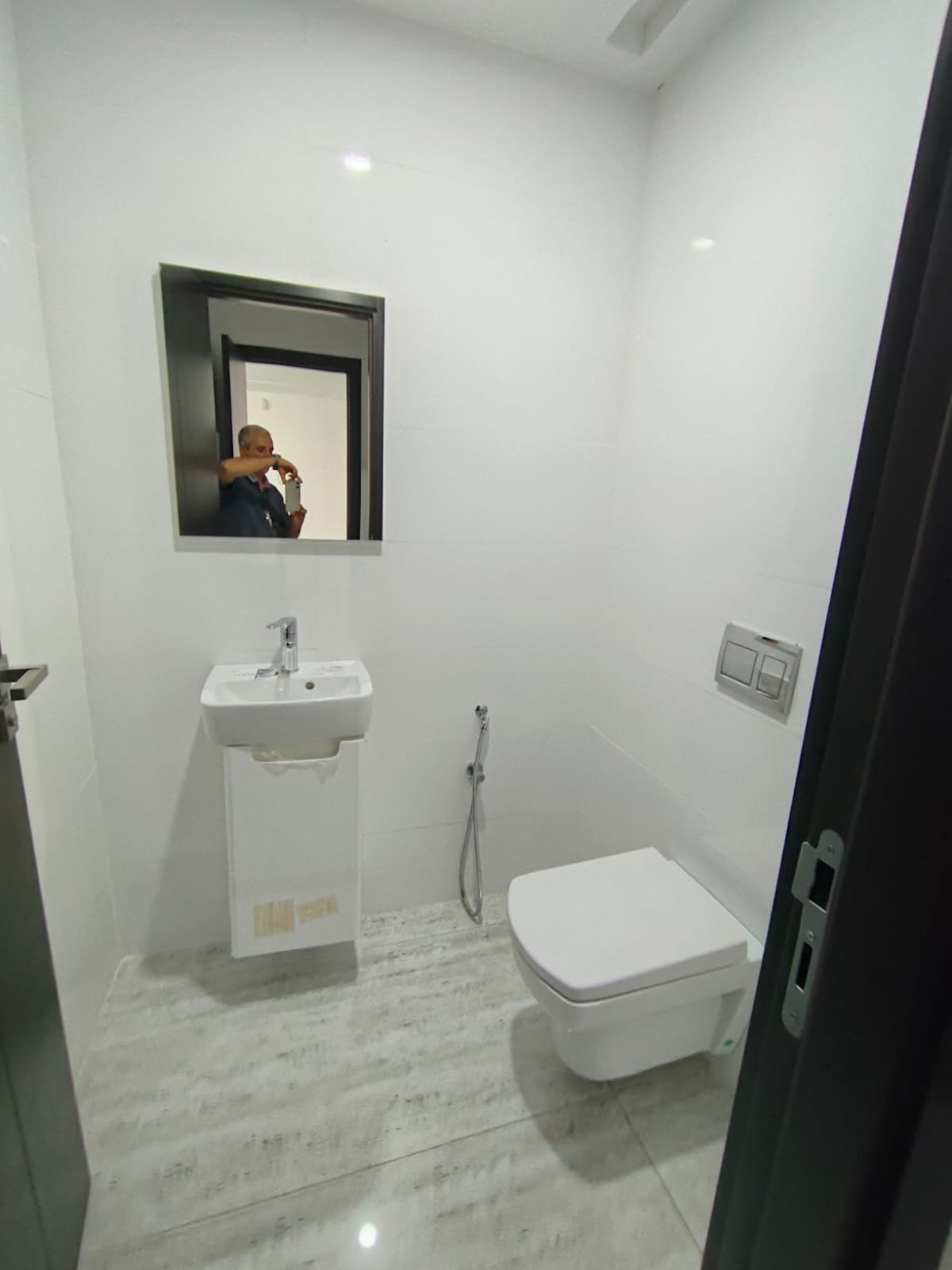 Ariana Ville Cite Ennasr 2 Location Appart. 2 pices Ennasr2 loc cabinet mdical ref td 4216