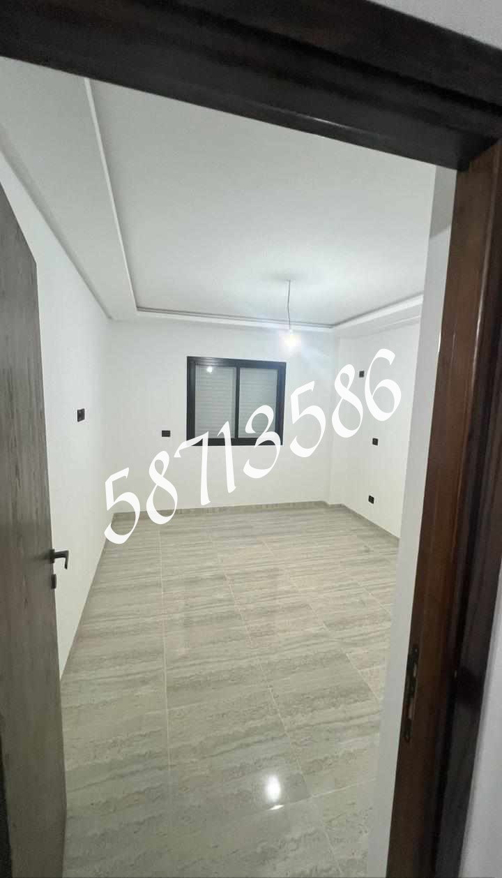 La Marsa El Aouina Location Appart. 1 pice Un spacieux s1 a cite el wahat pres ben yaghlene