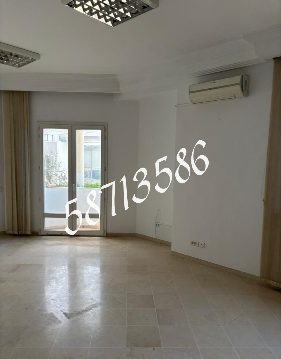 La Marsa Berge Du Lac Location Appart. 4 pices Local a les berges de lac 1