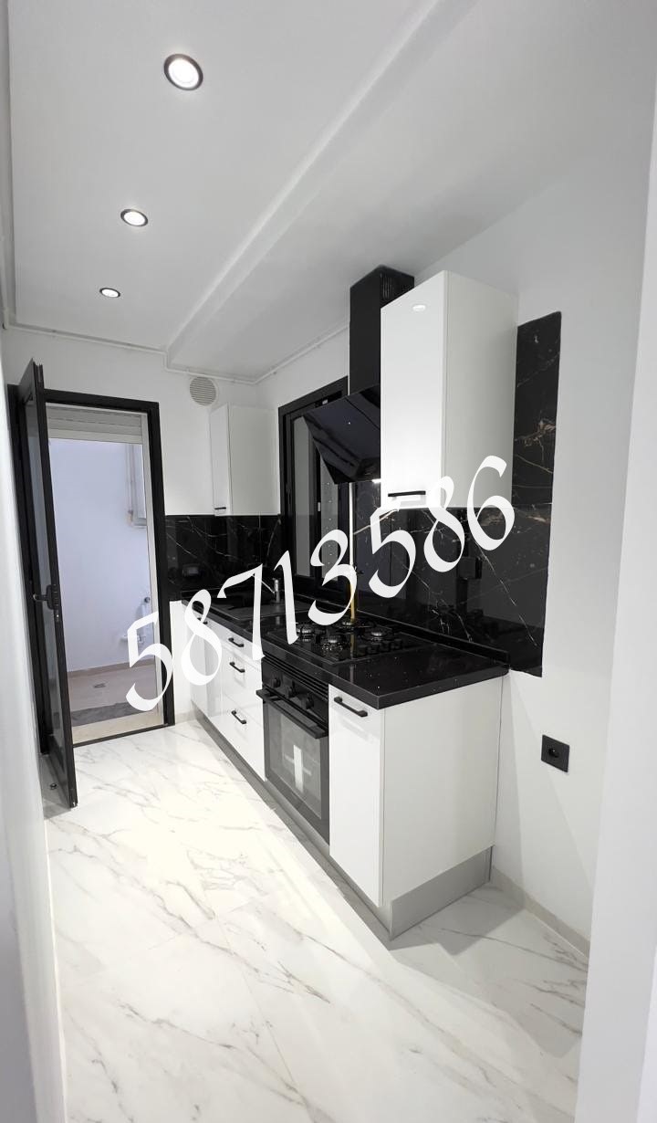 La Marsa El Aouina Location Appart. 1 pice S plus 0 cite el wahat pres carrefour