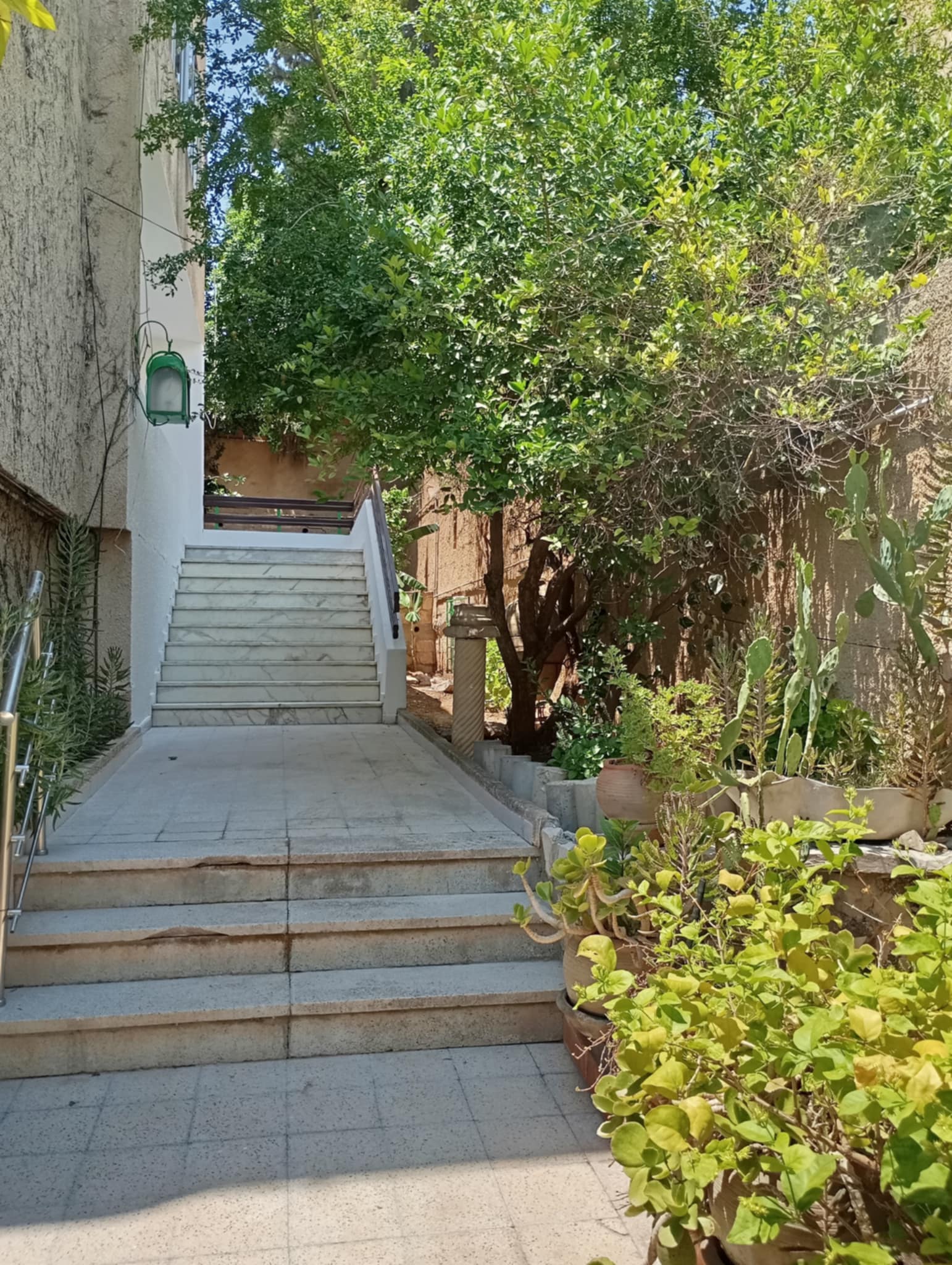 El Menzah El Menzah 9 Location Appart. 3 pices Etage de villa a el menzah 8