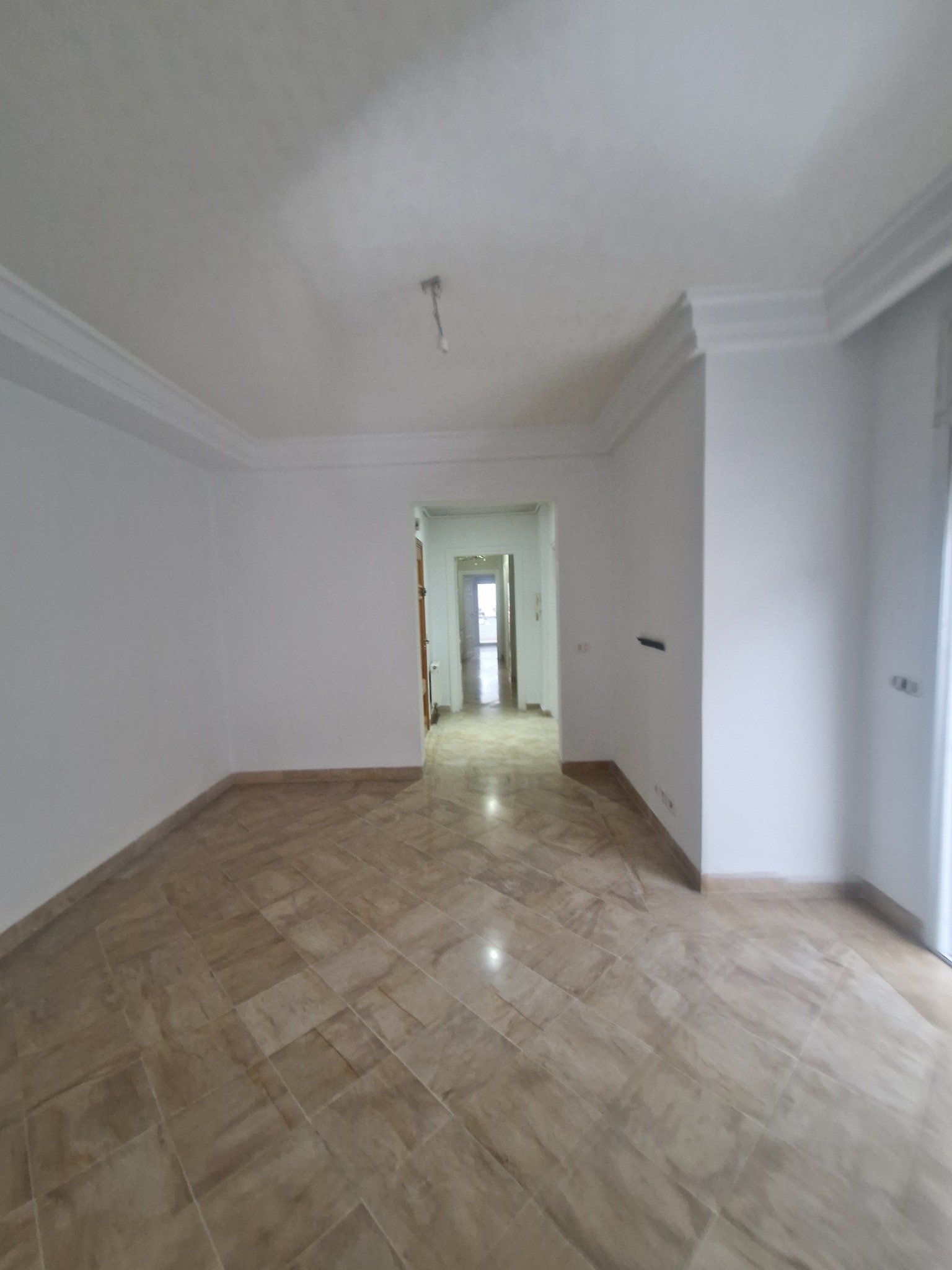 Ariana Ville Cite Ennasr 2 Location Appart. 3 pices S2 riadh el andalous cot parc nahlii