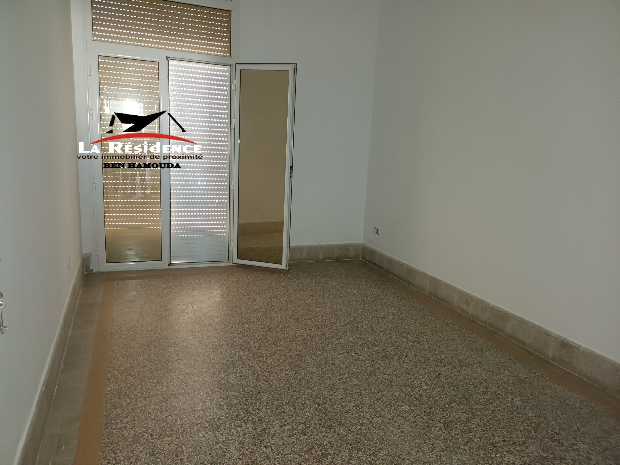 Bizerte Nord Bizerte Location Appart. 2 pices Bureau au plein centre ville bizerte