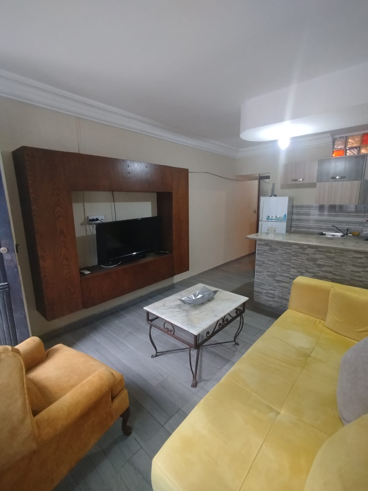 El Menzah El Manar 2 Location Appart. 2 pices Mignon studio s1 meubl  manar1