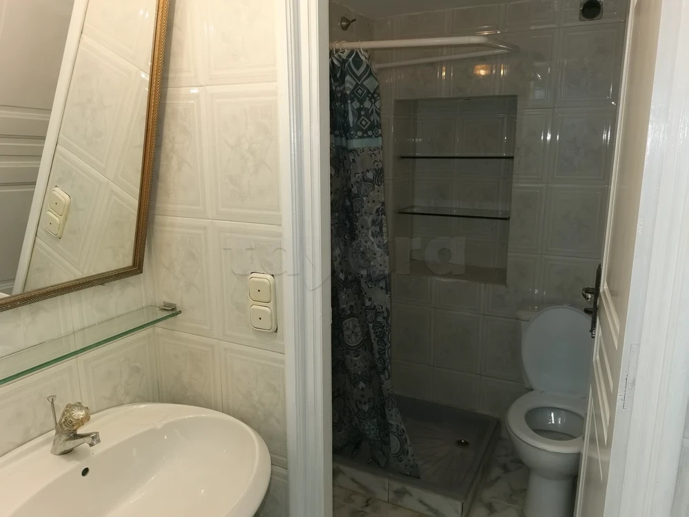 El Menzah El Menzah 9 Location Appart. 2 pices Un vaste et lumineux studio s1 meubl  menzah9a