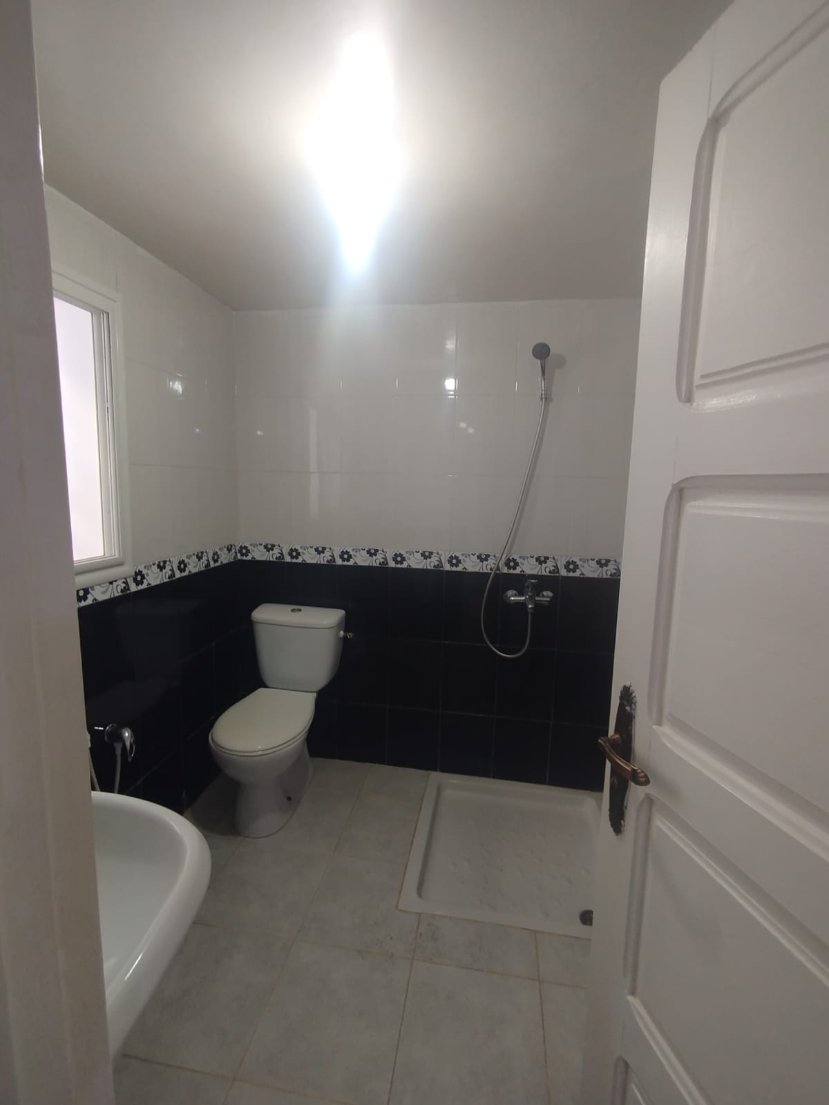 El Menzah El Menzah 9 Location Appart. 2 pices Un mignon studio meubl s1  menzah9b