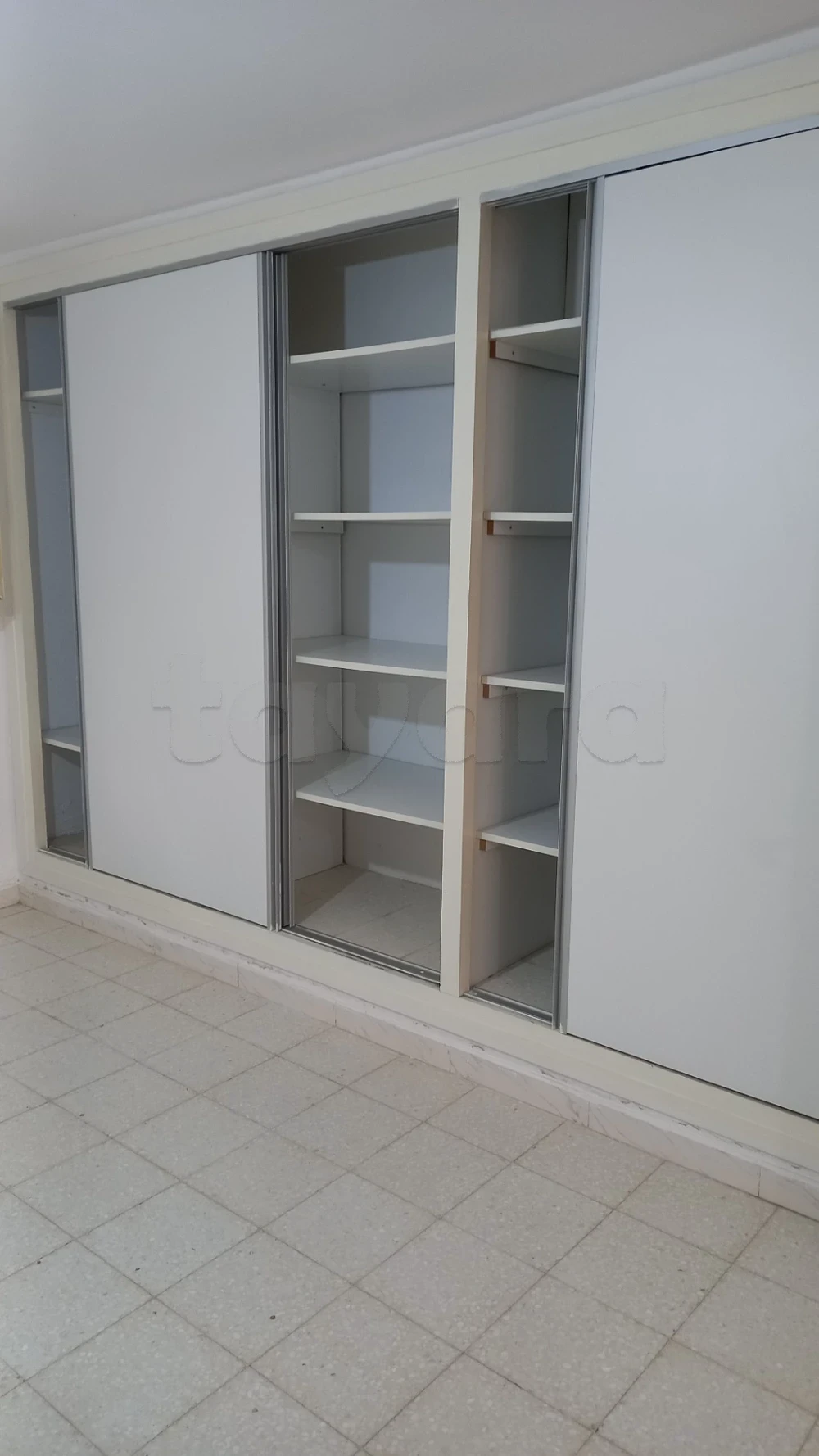 Mnihla Jardins d'el Menzah Location Appart. 2 pices Un studio s1 vide  jardin d'elmenzah2