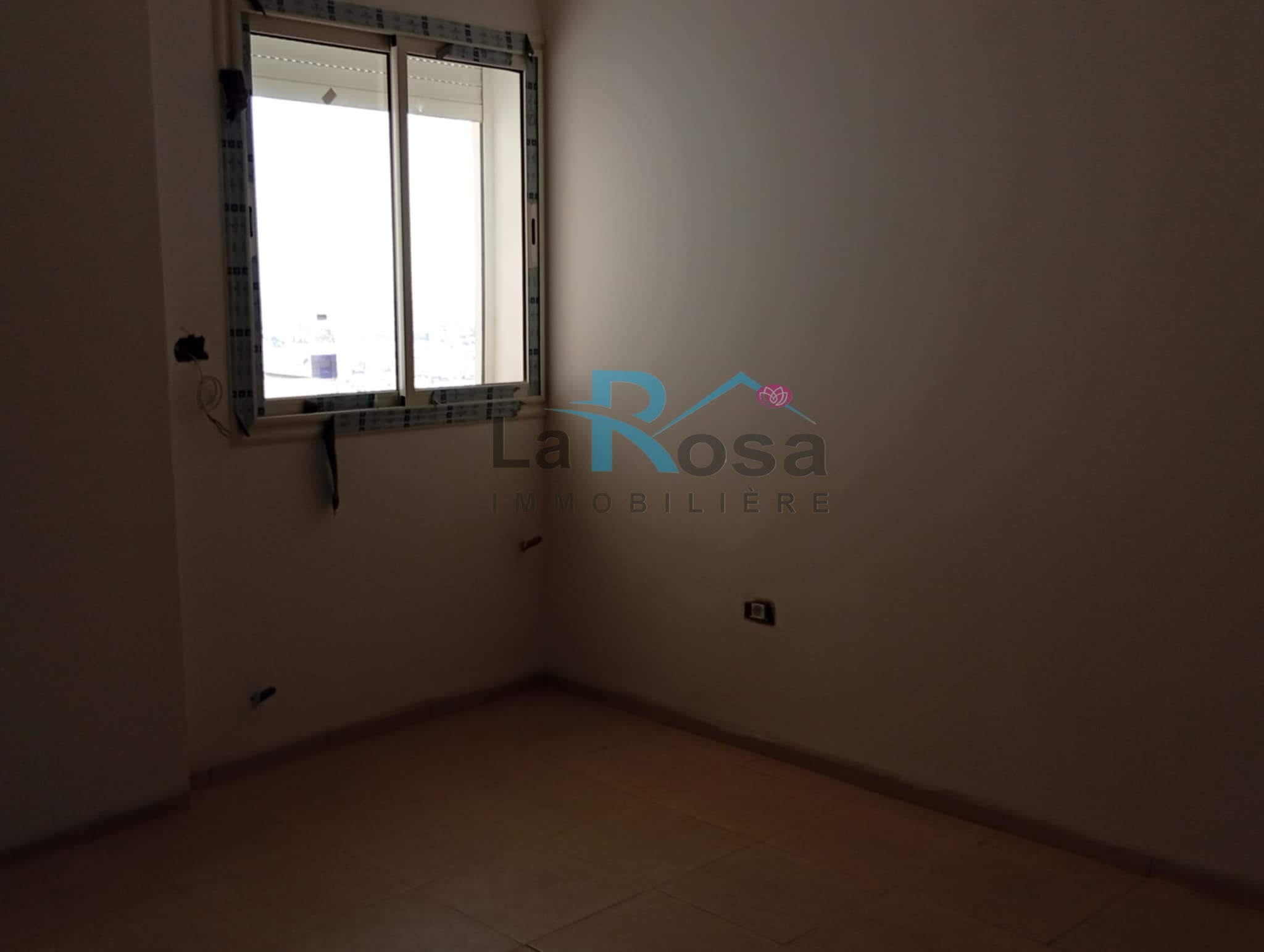 Mnihla Cite Ennasr Location Appart. 3 pices Un 2me tage de villa toutneuf  ennasr