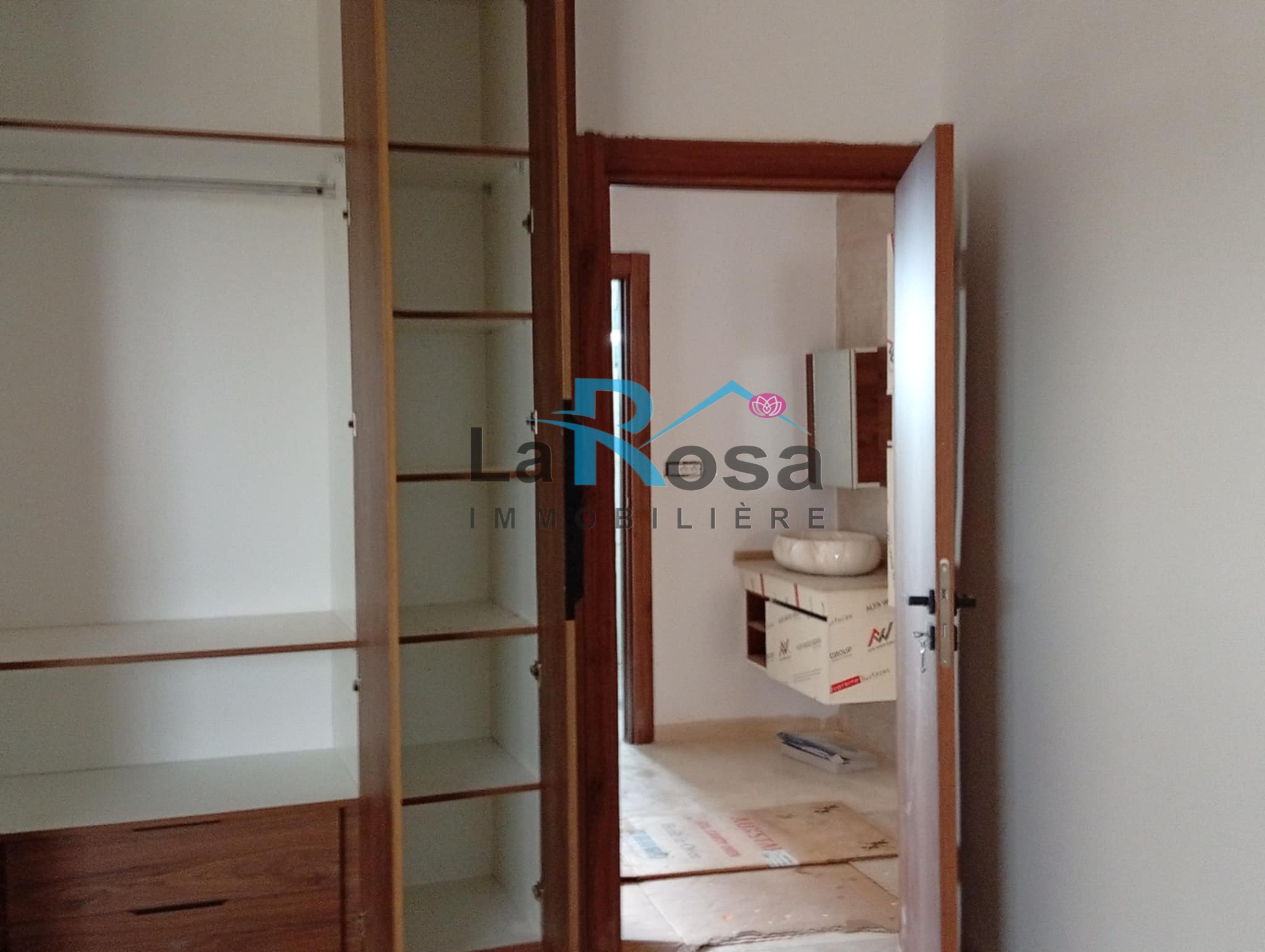 Mnihla Cite Ennasr Location Appart. 3 pices Un 2me tage de villa toutneuf  ennasr