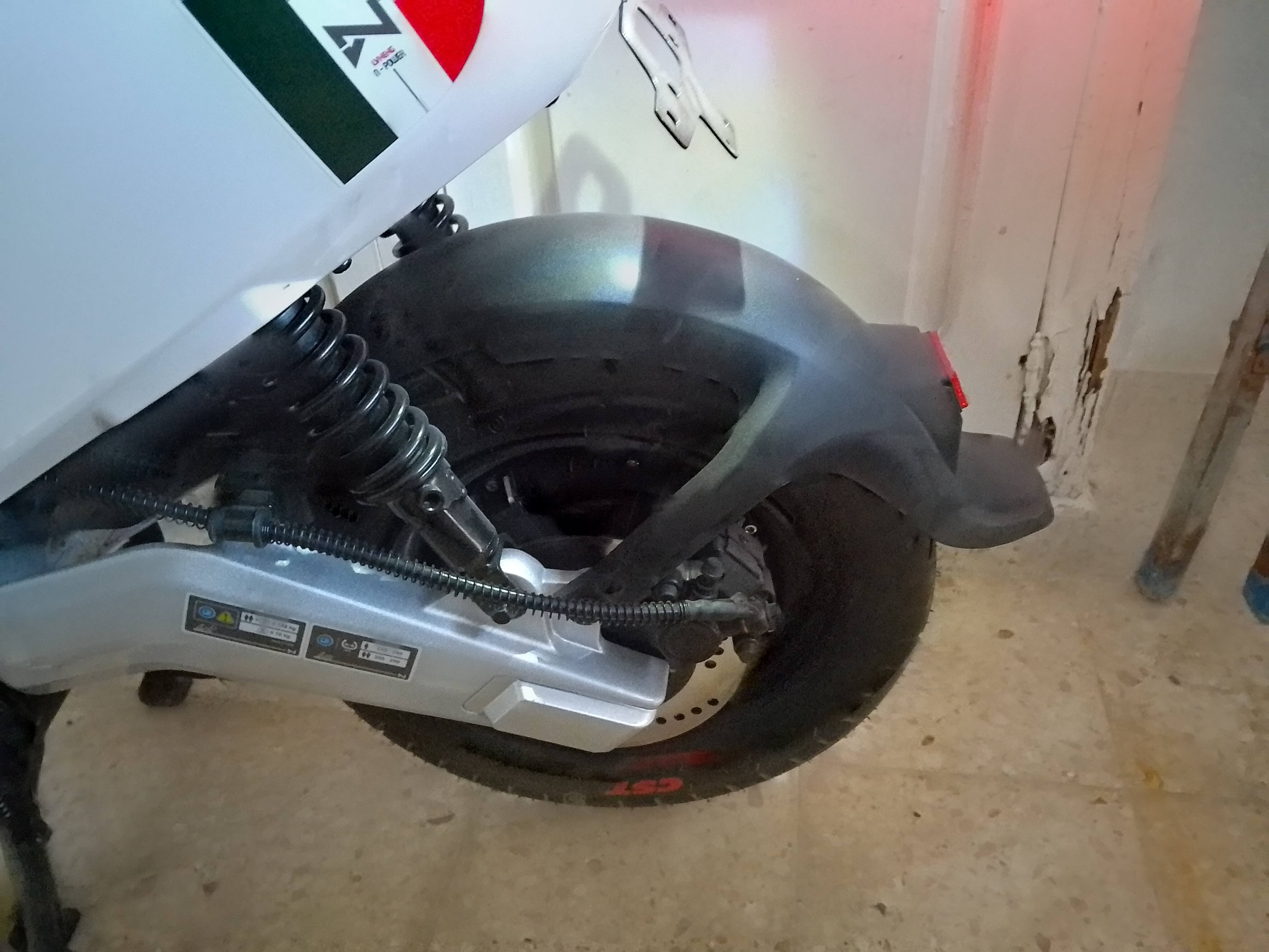 Soliman Soliman Boss Boss Scoter lectrique boch neuf