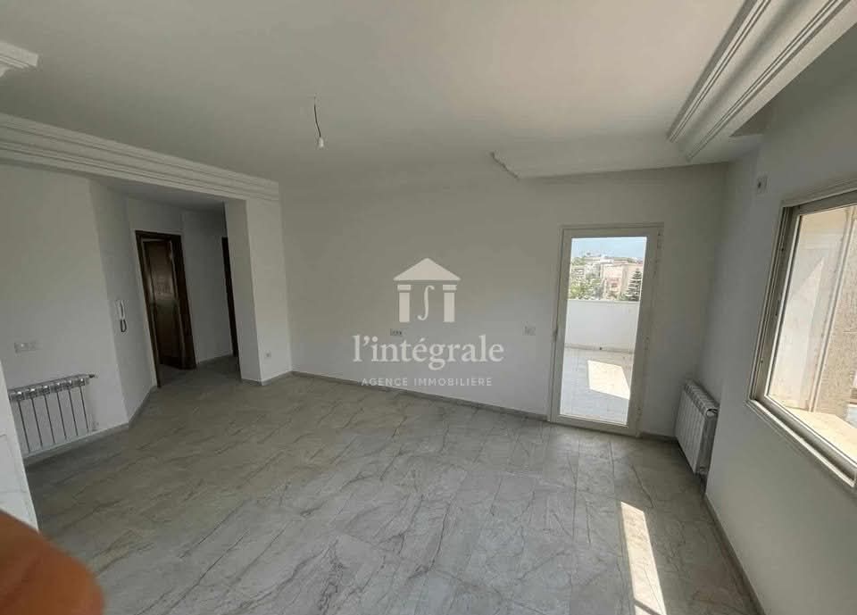 Ariana Ville Borj El Baccouche Location Appart. 3 pices S2 neuf jamais habit