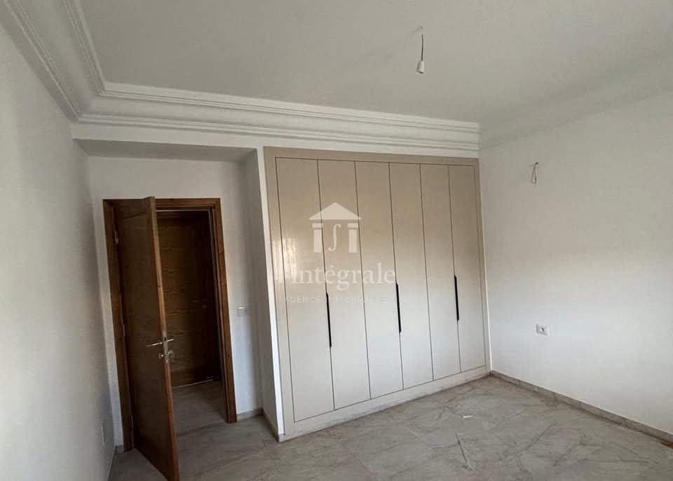 Ariana Ville Borj El Baccouche Location Appart. 3 pices S2 neuf jamais habit