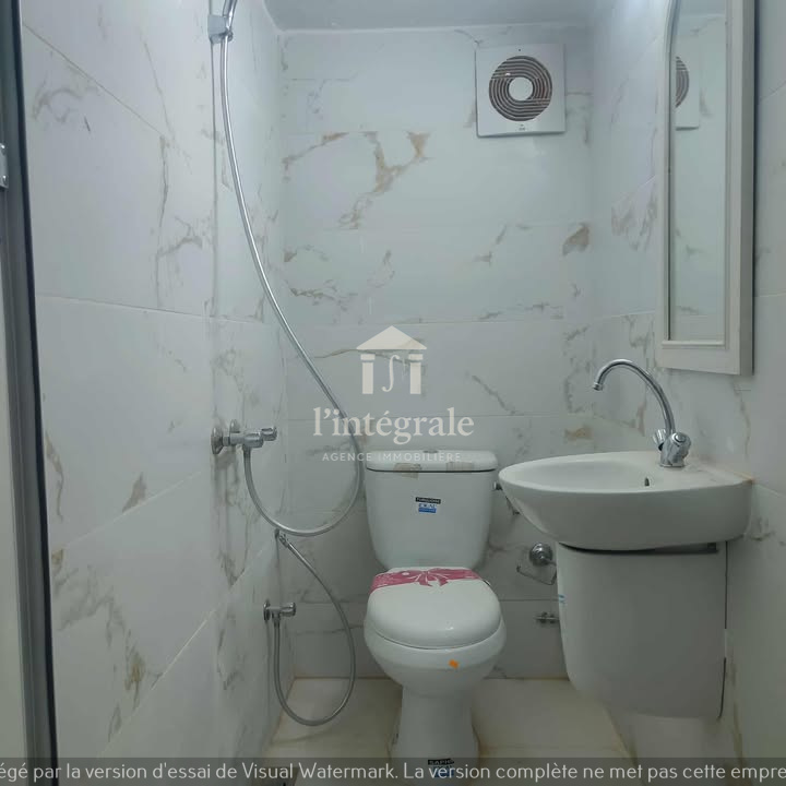 Ariana Ville El Menzah 5 Location Appart. 2 pices S0 meubl rdc  menzah5