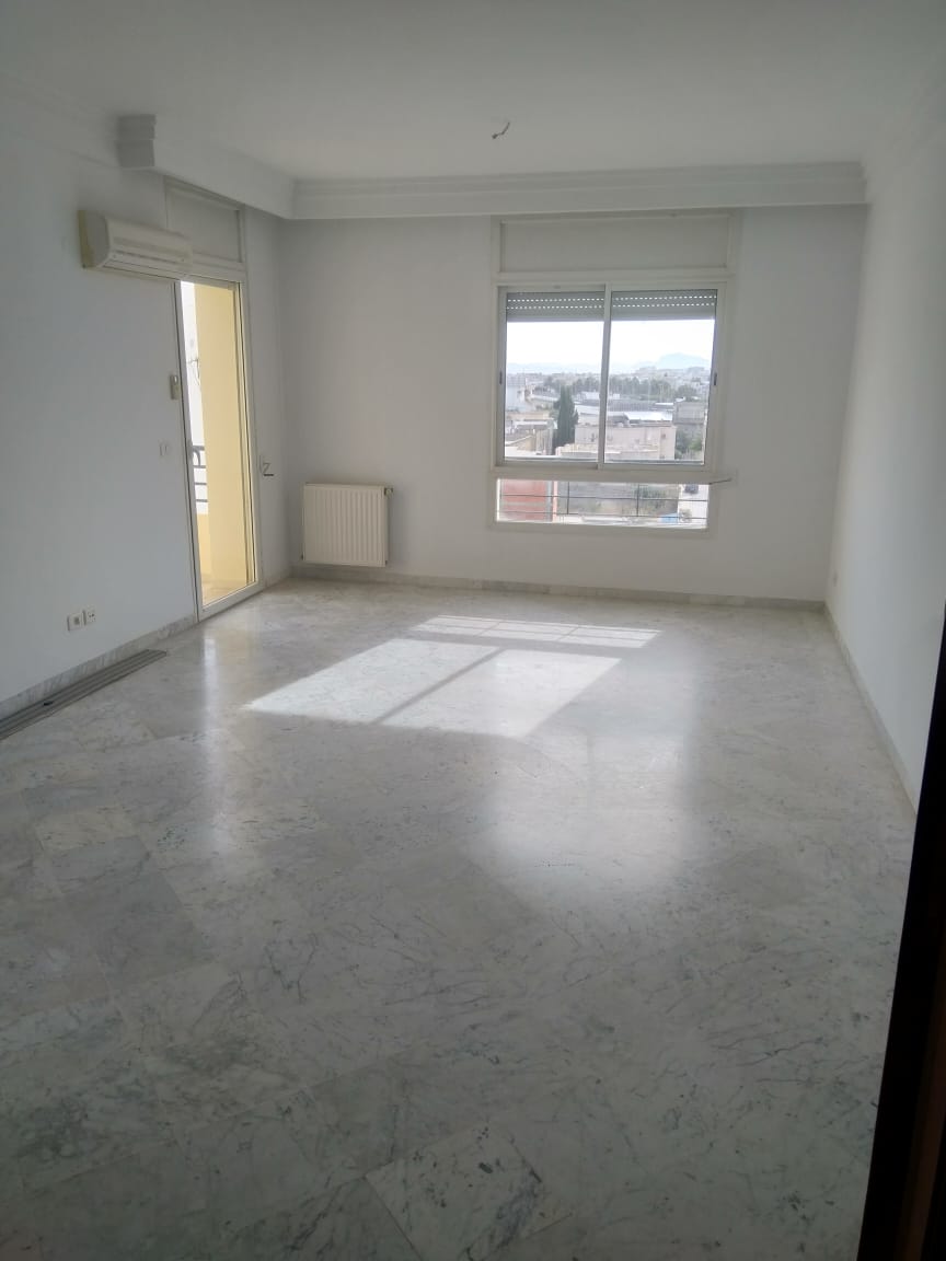 Ariana Ville Riadh Landlous Location Appart. 4 pices Un appart s 3 riadh landalos