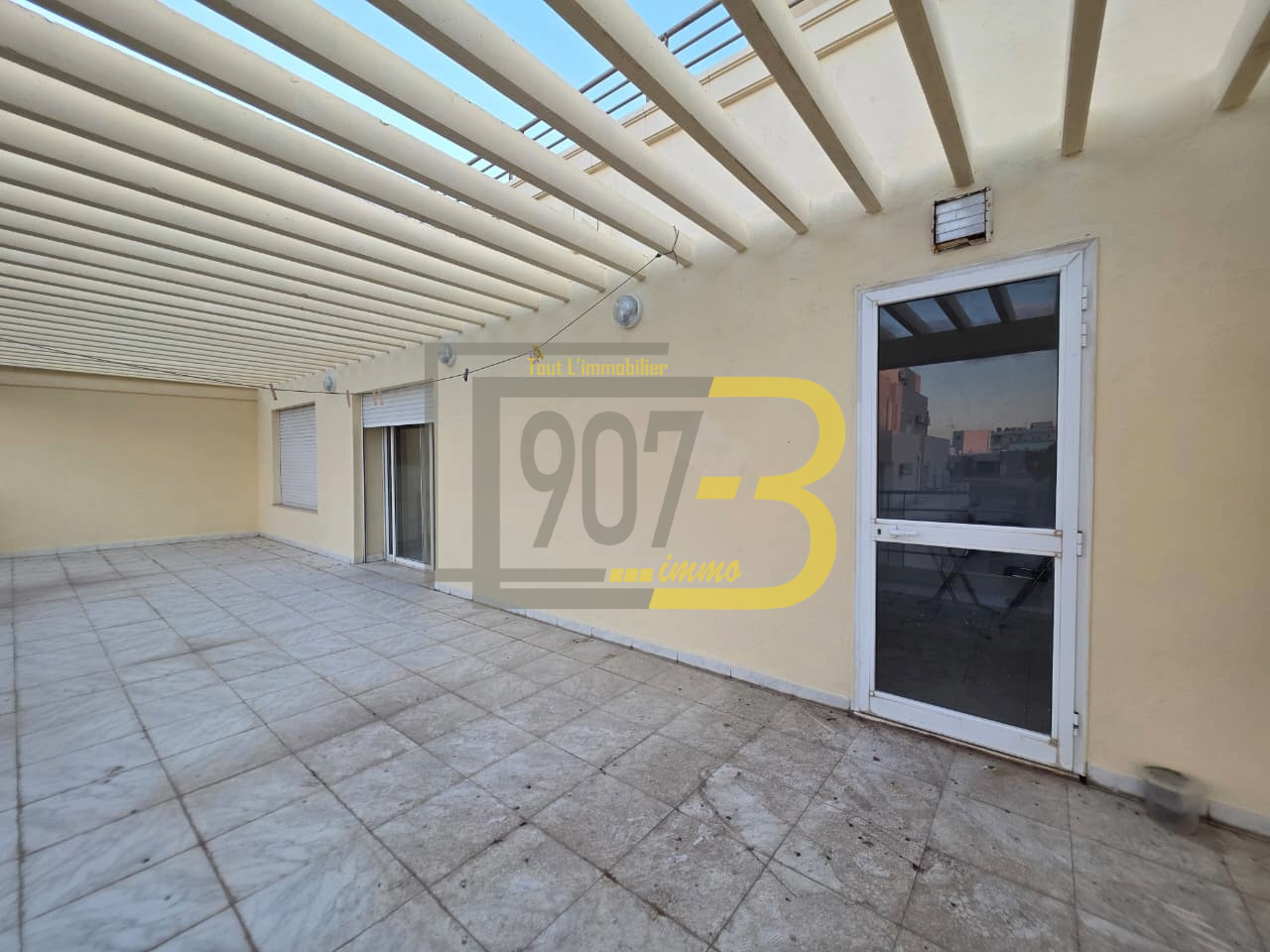 El Menzah El Menzah 9 Location Appart. 1 pice Un trs bel appartement s1 meubl a menzah 9c