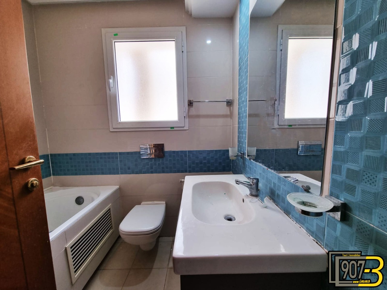 Ariana Ville Cite Ennasr 2 Location Appart. 2 pices Appartement s2 haut standing  menzah 9c