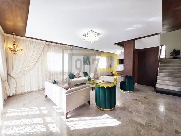 Ariana Ville Cite Ennasr 2 Location Appart. 4 pices Villa s4  ennasr sur deux niveaux