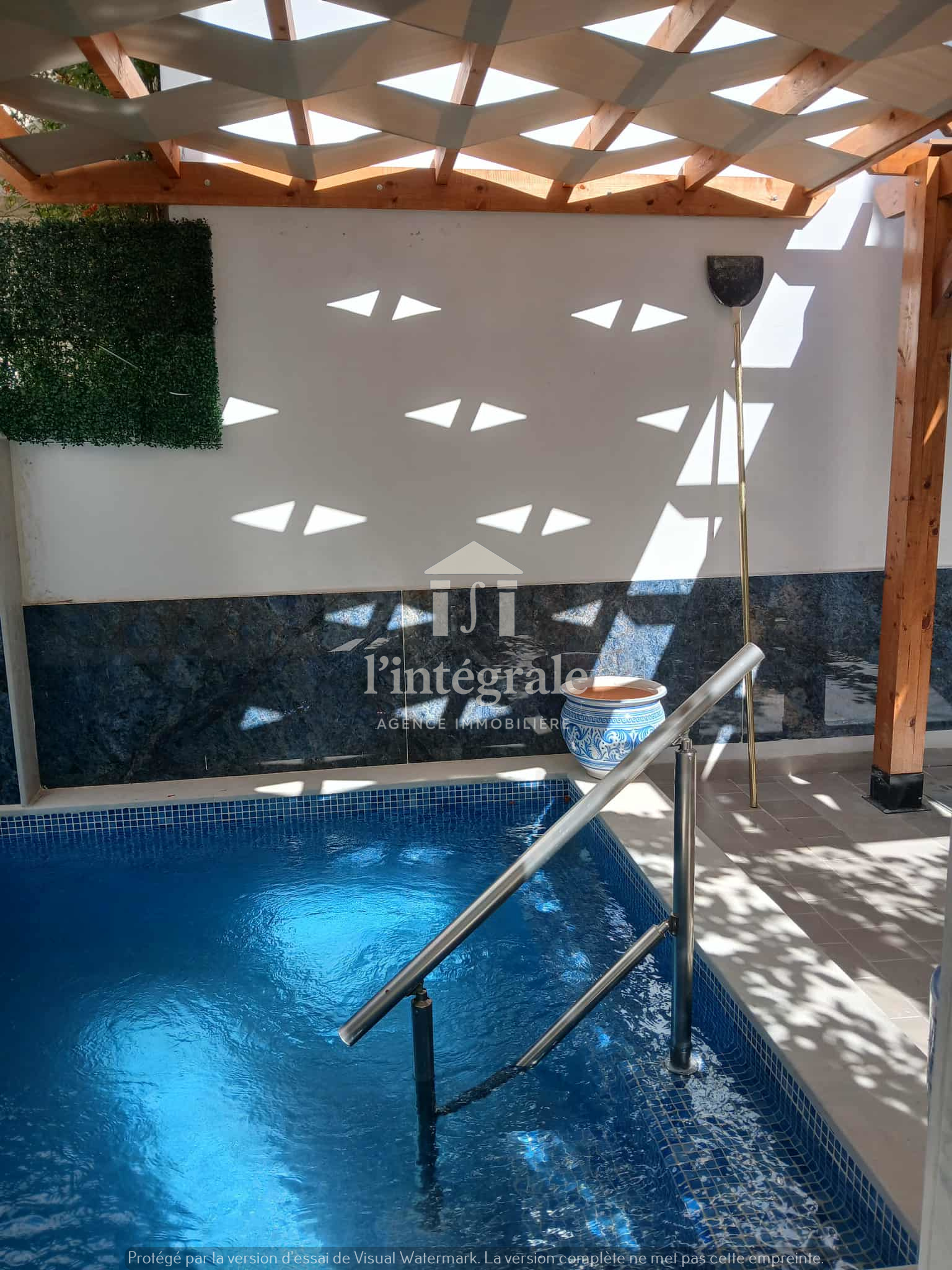 El Menzah Mutuelle Ville Location Maisons Superbe villa avec piscine  mutuelleville