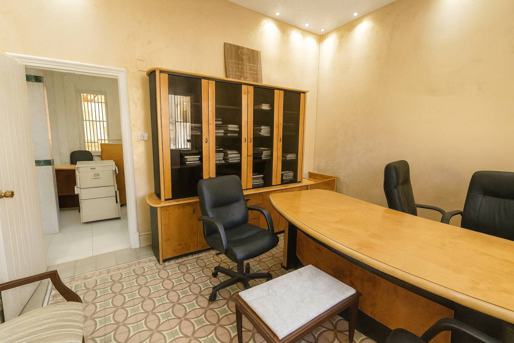 Bab Bhar Republique Bureaux & Commerces Bureau Bureau meubl centreville tunis