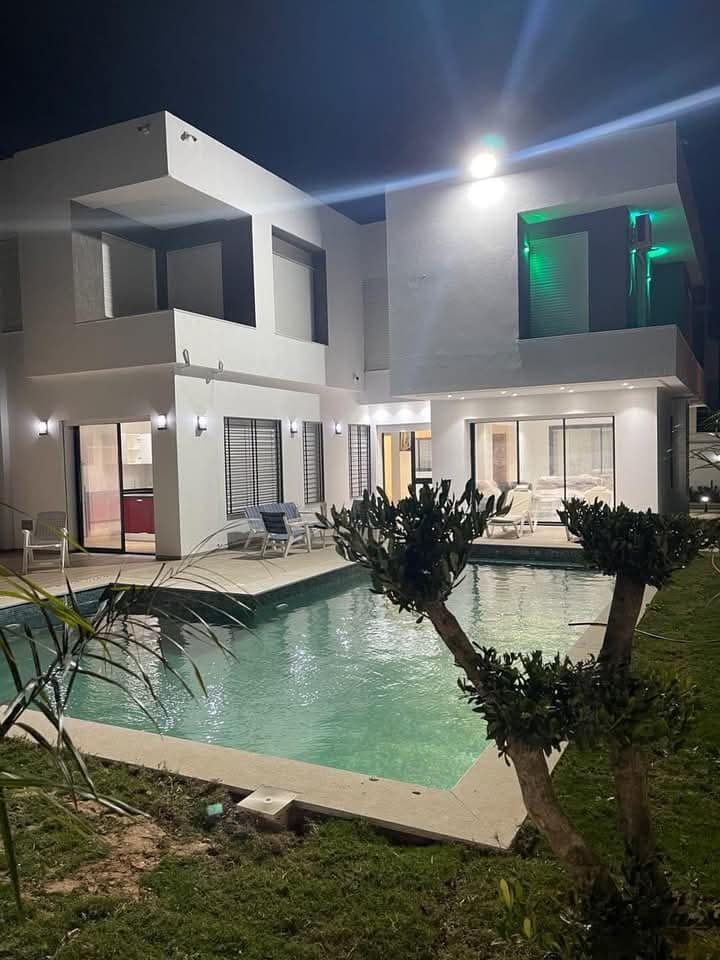 Kelibia Kelibia Vente Maisons Luxueuse villa avec piscine  klibia