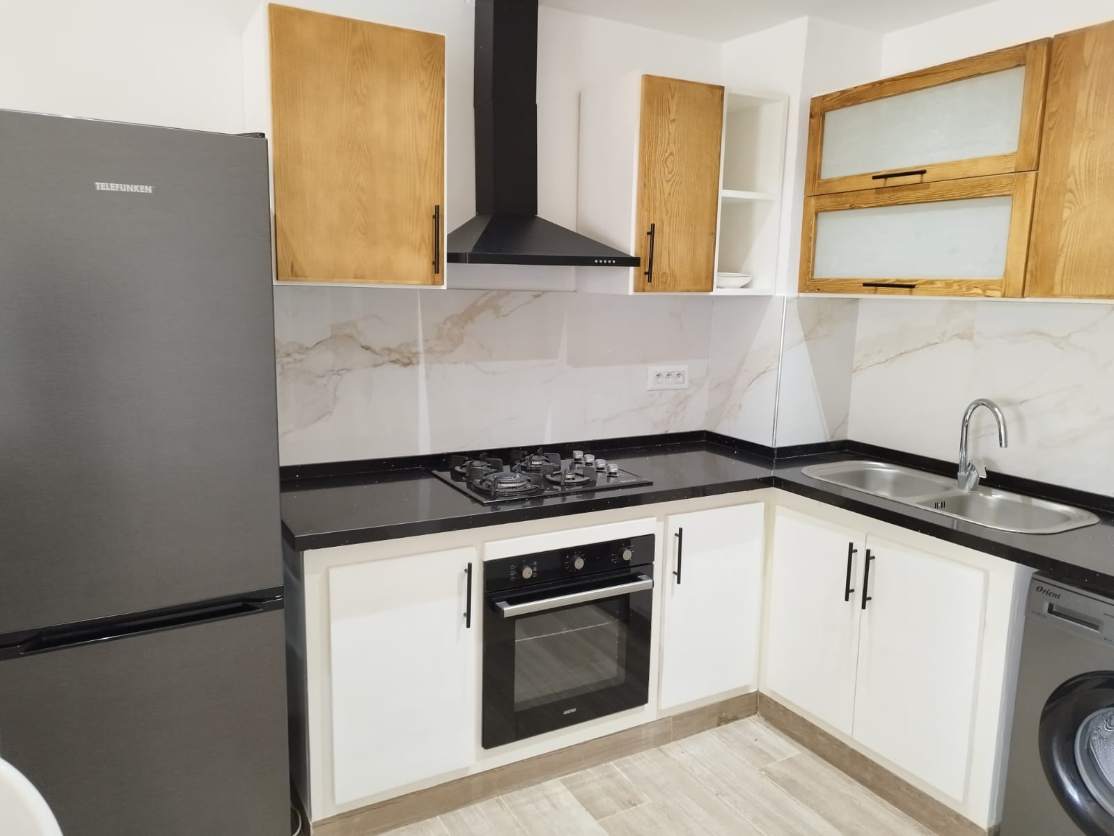 Hammam El Ghezaz Hammam El Ghezaz Vente Appart. 2 pices Appartement meubl rdc  plage hammem el ghezez