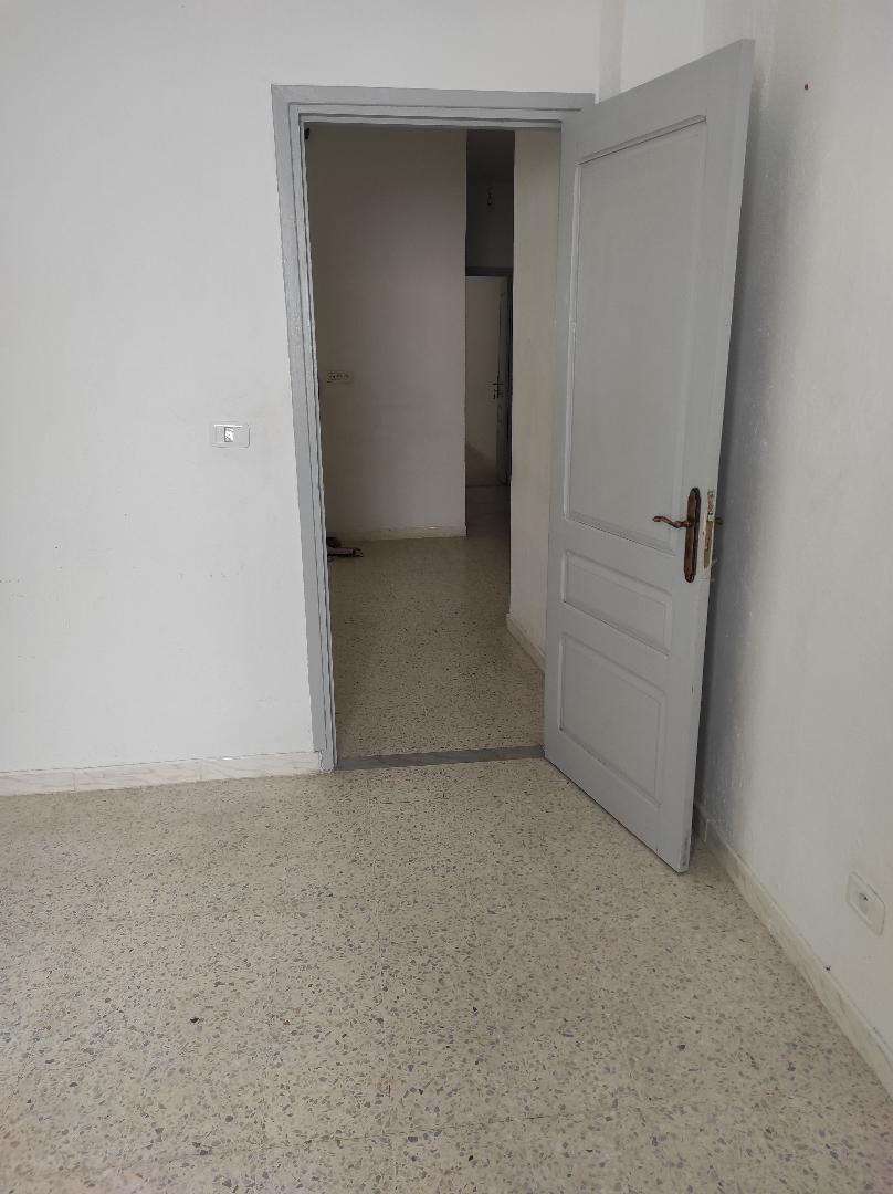 Bab Bhar Bab Bhar Location Appart. 3 pices Salon et deux pieces centre ville tunis