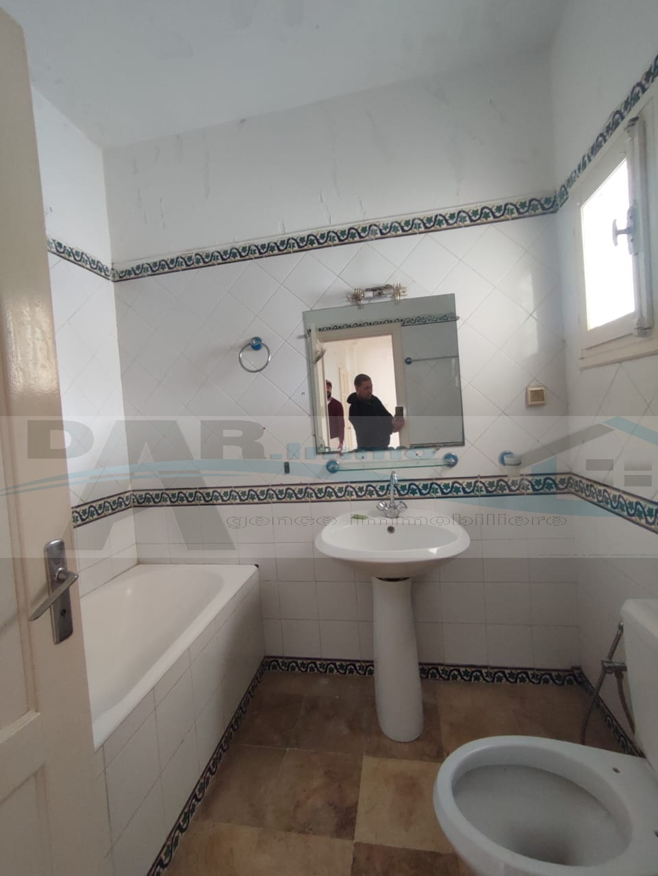 Ezzahra Ezzahra Location Appart. 3 pices Appart s2  ezzahra