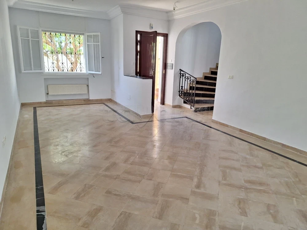 Bou Mhel El Bassatine Bou Mhel Location Appart. 4 pices Duplex s3  bassatine