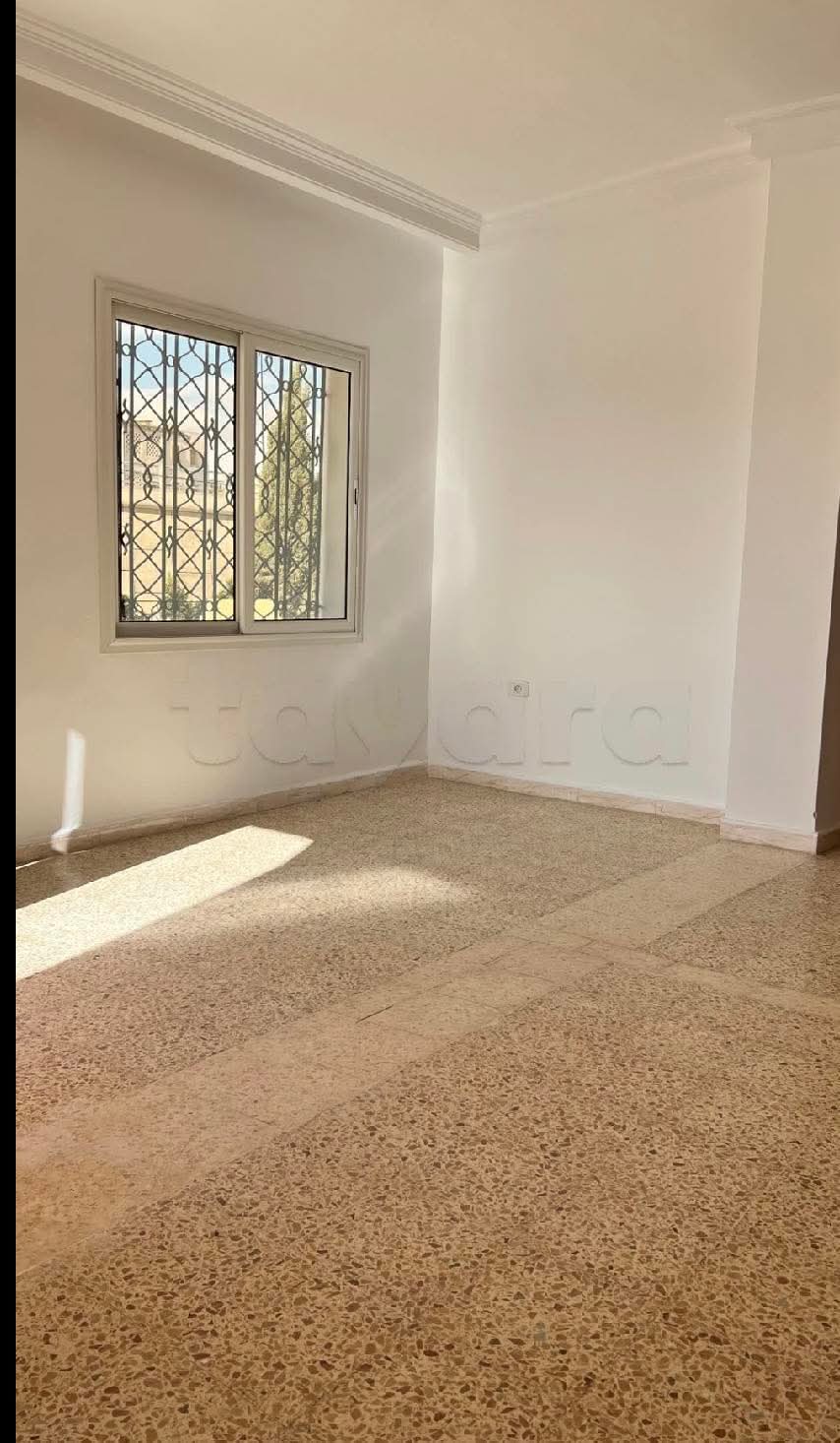 El Mourouj El Mourouj Location Appart. 3 pices Etage de villa mourouj 1 a cte mtro