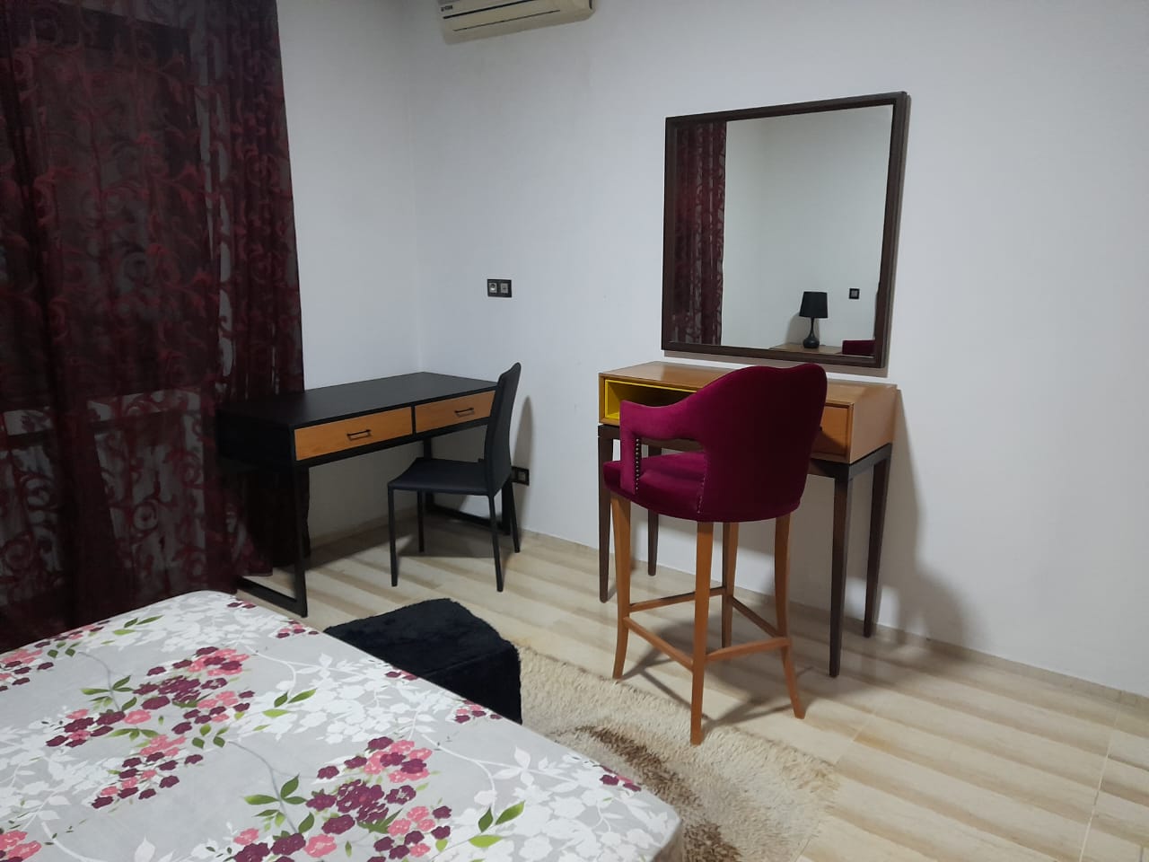 La Soukra La Soukra Location Appart. 2 pices Coquette apprt  deux pieces et petit jardin soukra